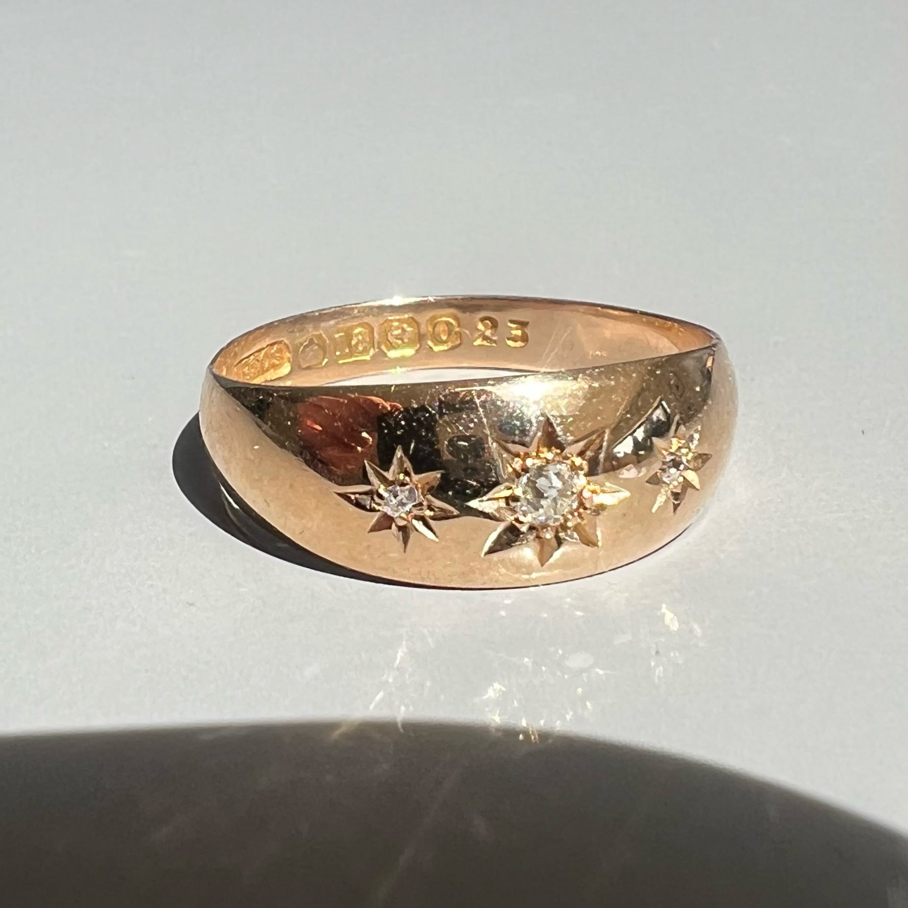 Antique Victorian 18ct Gold Star Set Diamond Gypsy Ring