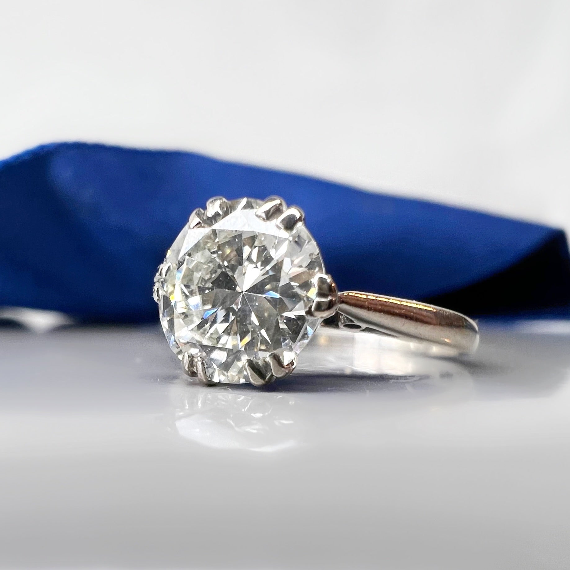 Vintage 1.40ct Diamond and Platinum Solitaire Ring