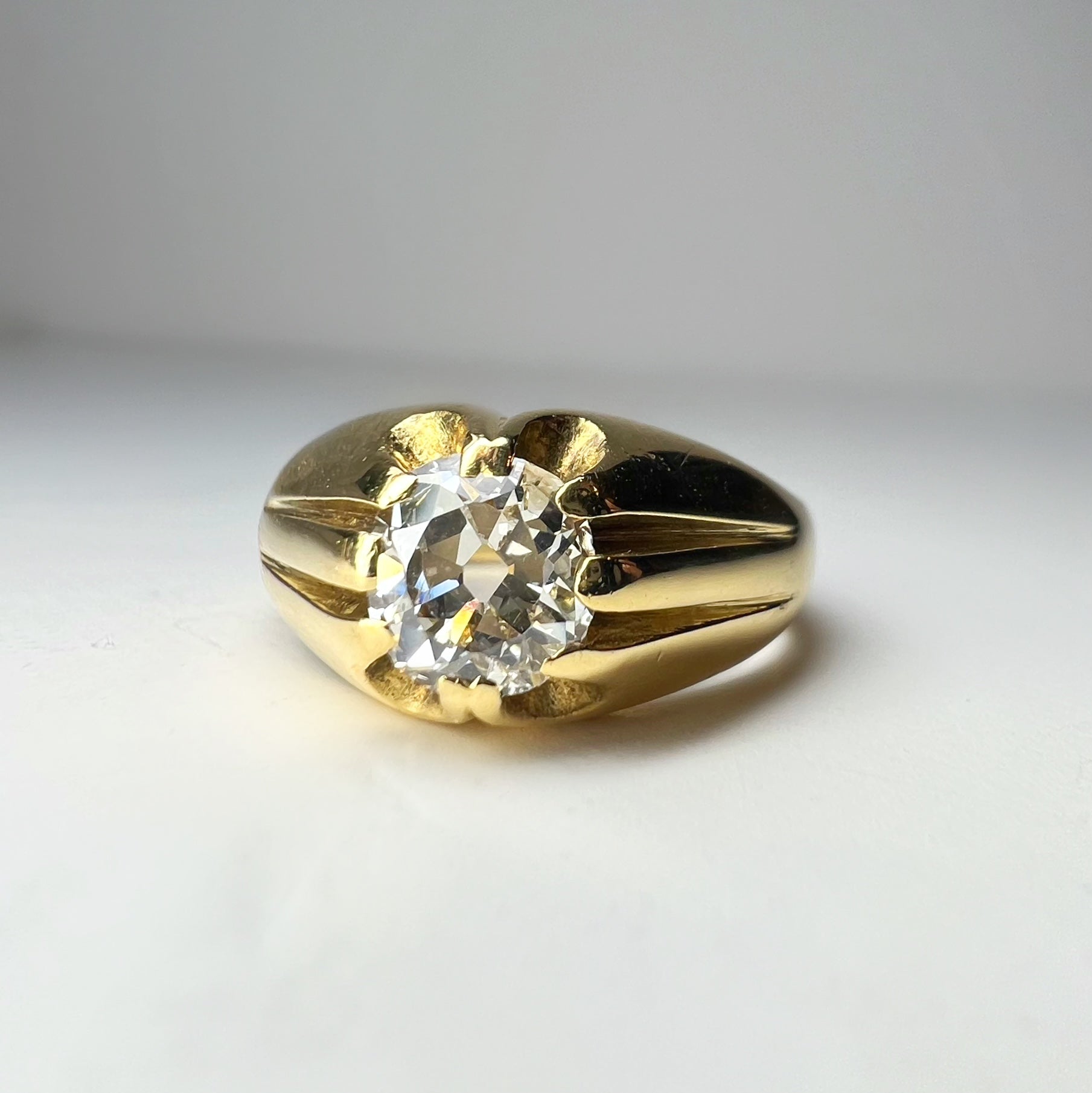 Antique 1.25ct Old Cut Diamond 18ct Gold Belcher Ring