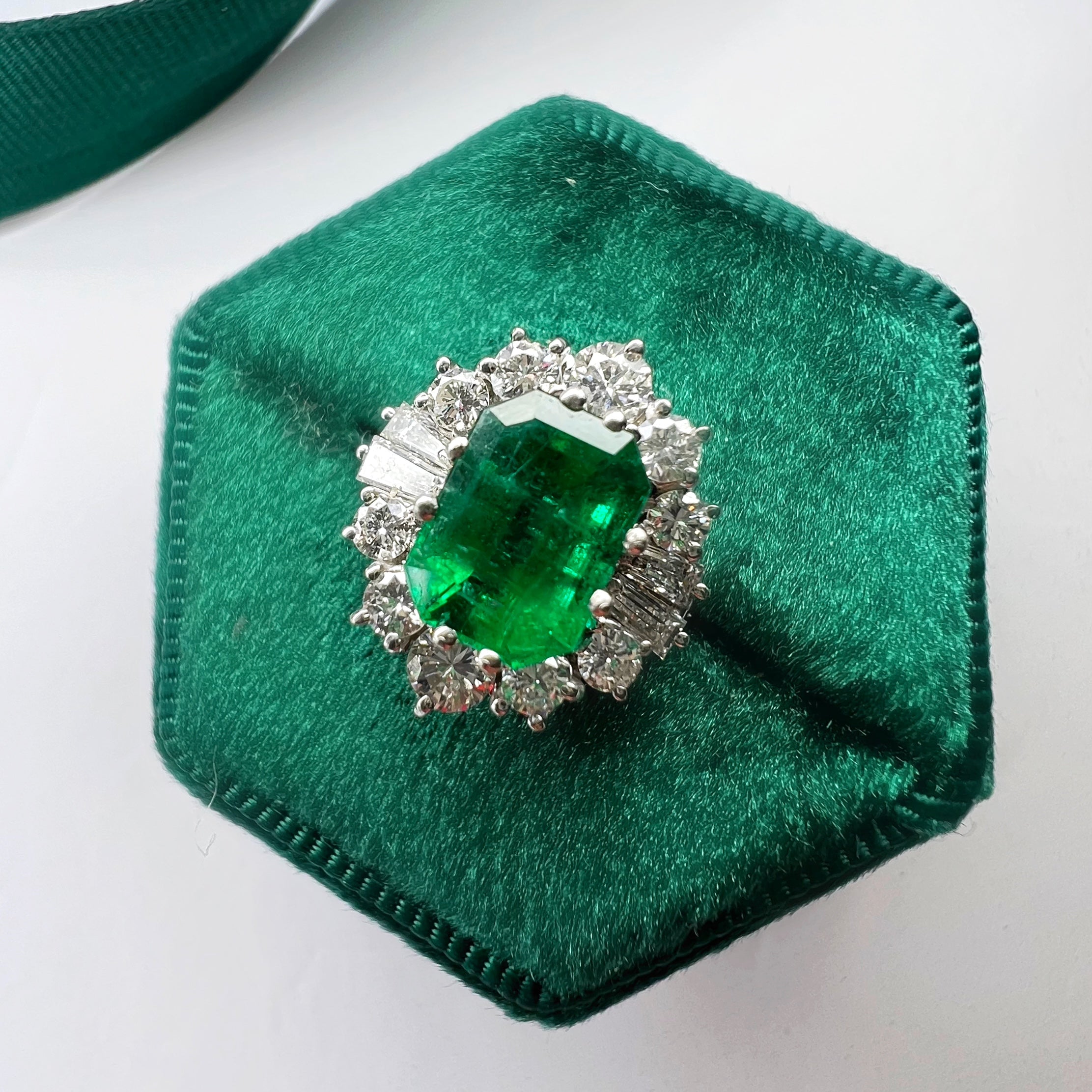 Vintage 1.50ct Emerald and 1.10ct Diamond 18ct Gold Ring