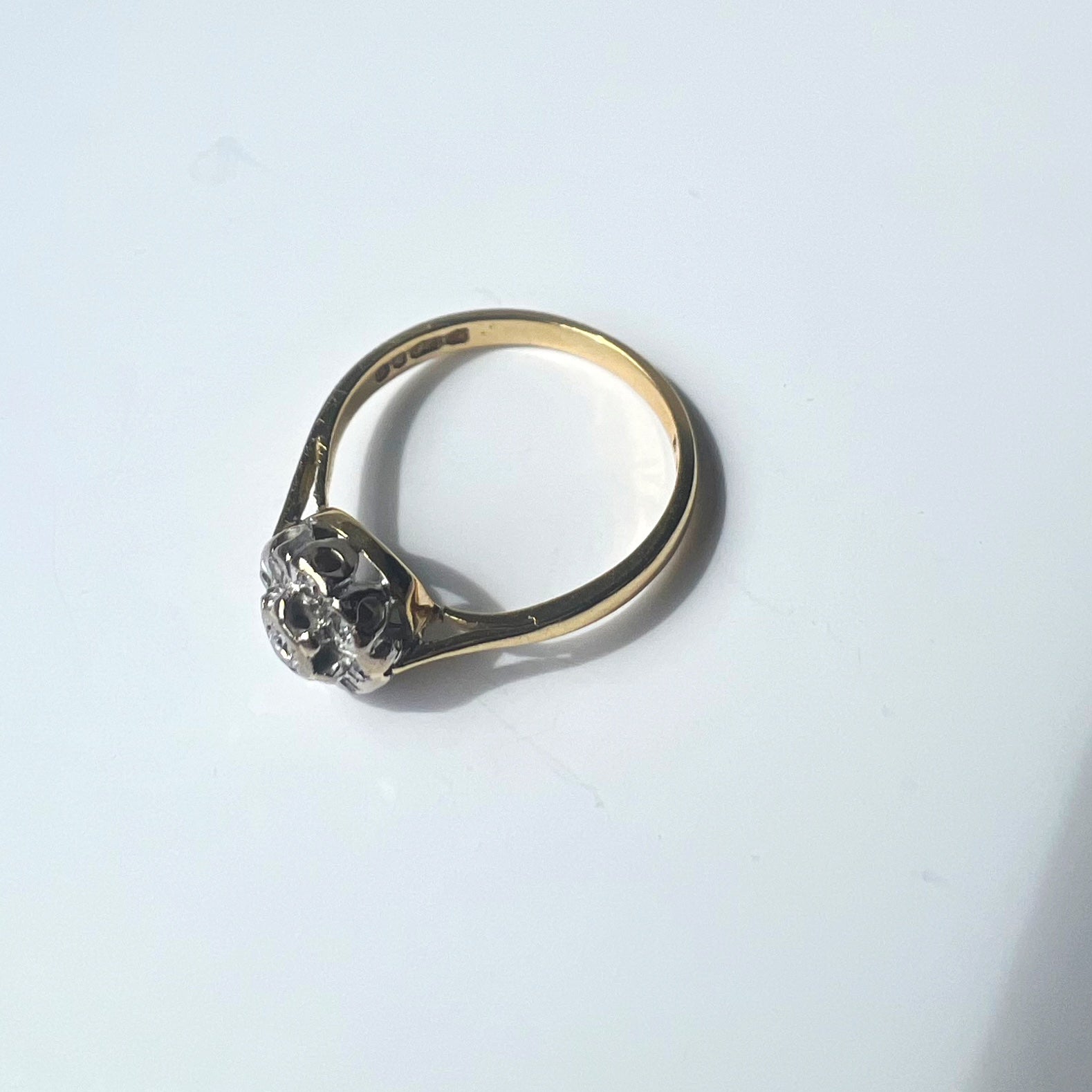 Vintage 0.20ct Diamond Round Cluster Ring