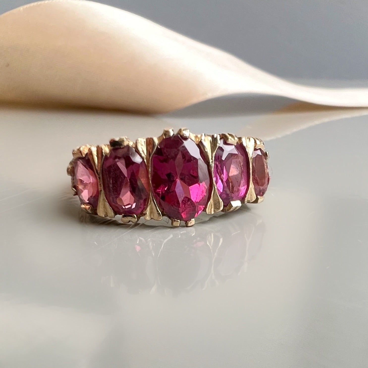 Vintage 5 Stone Garnet Ring