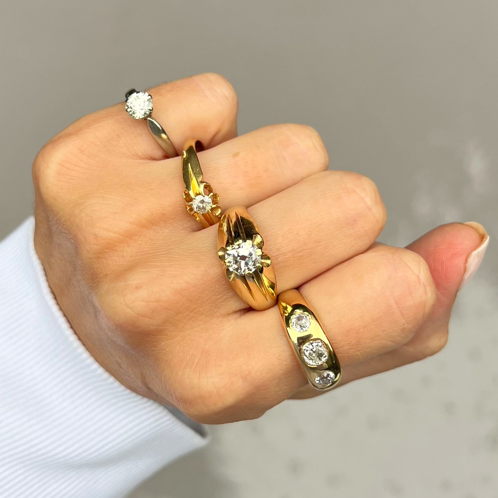 Antique 1.25ct Old Cut Diamond 18ct Gold Belcher Ring