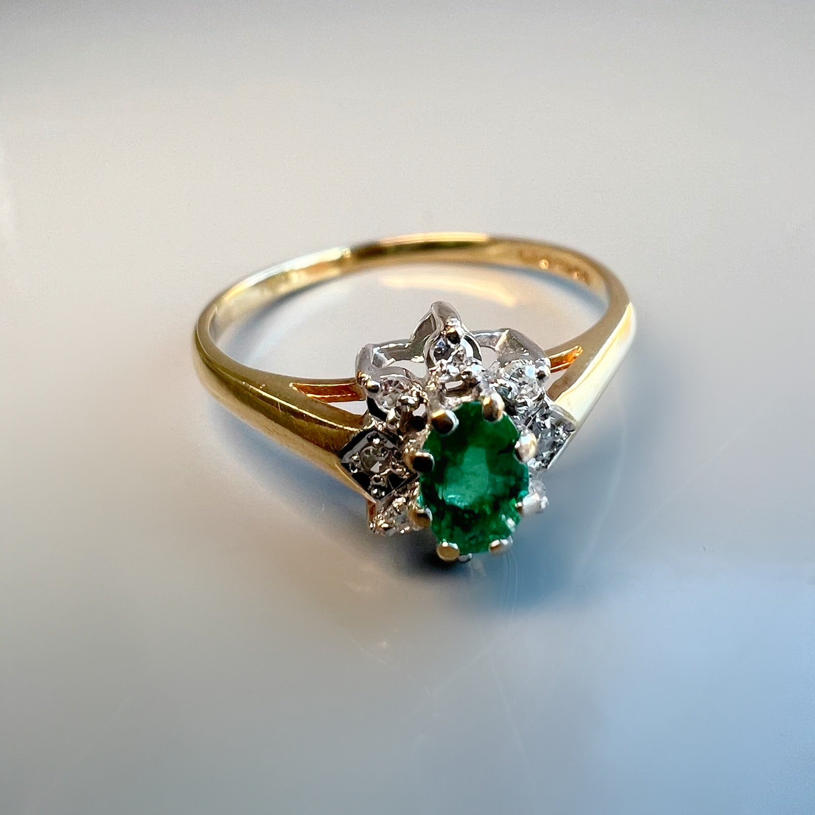 Vintage Dainty Emerald and Diamond Cluster Ring