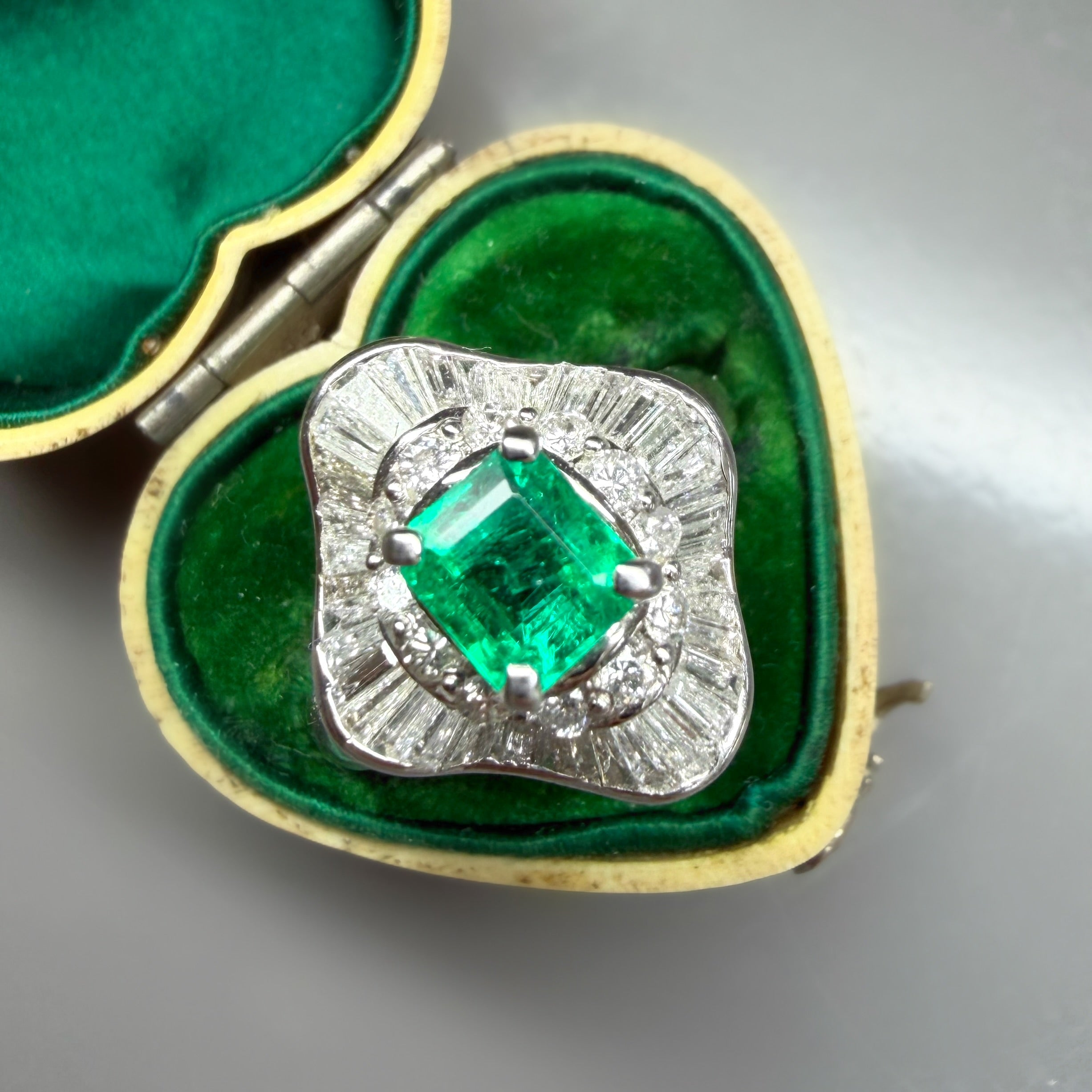 Vintage 0.73 Emerald and 1.09ct Diamond Ballerina Ring