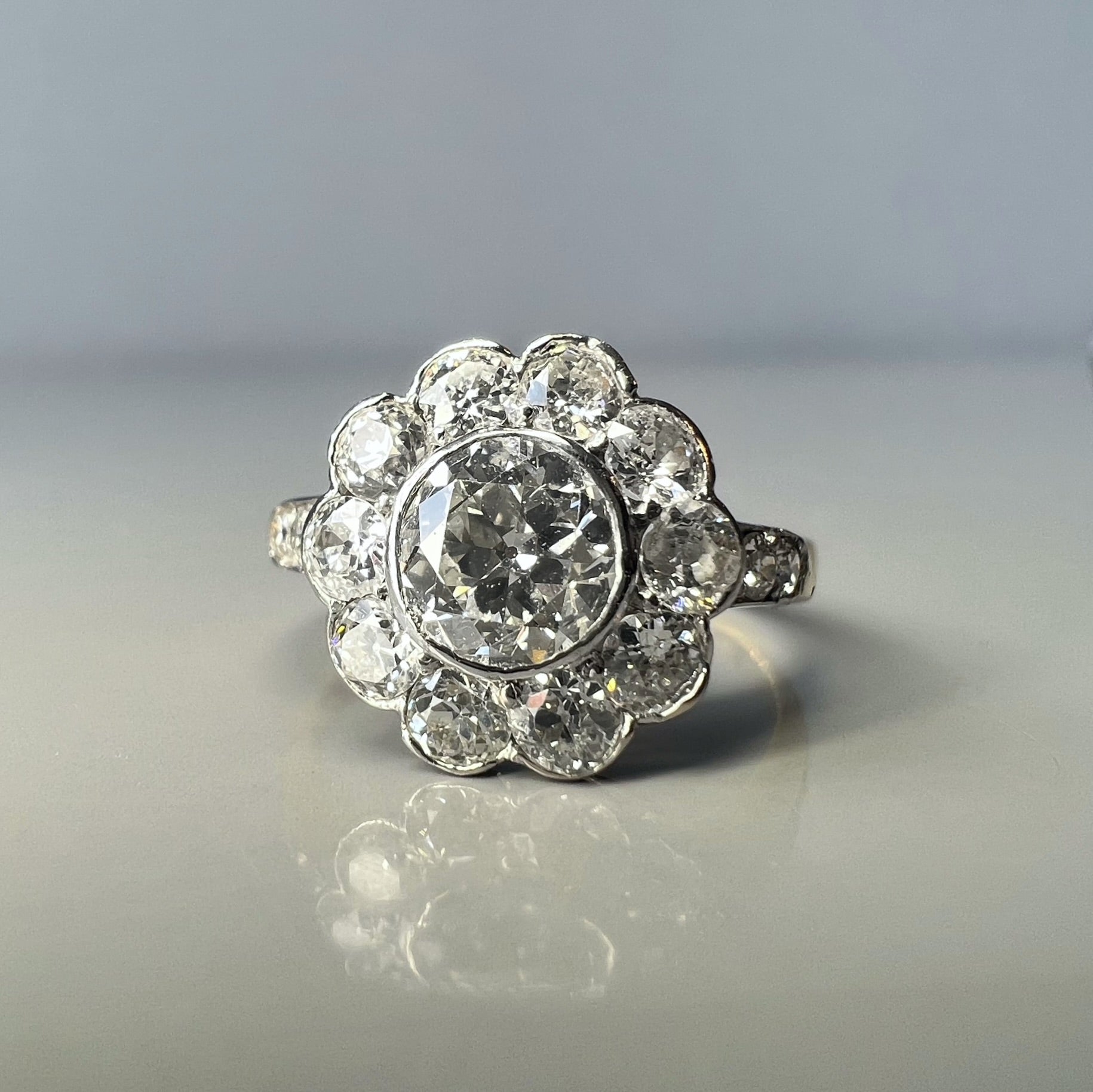 Antique Diamond Daisy Cluster Ring