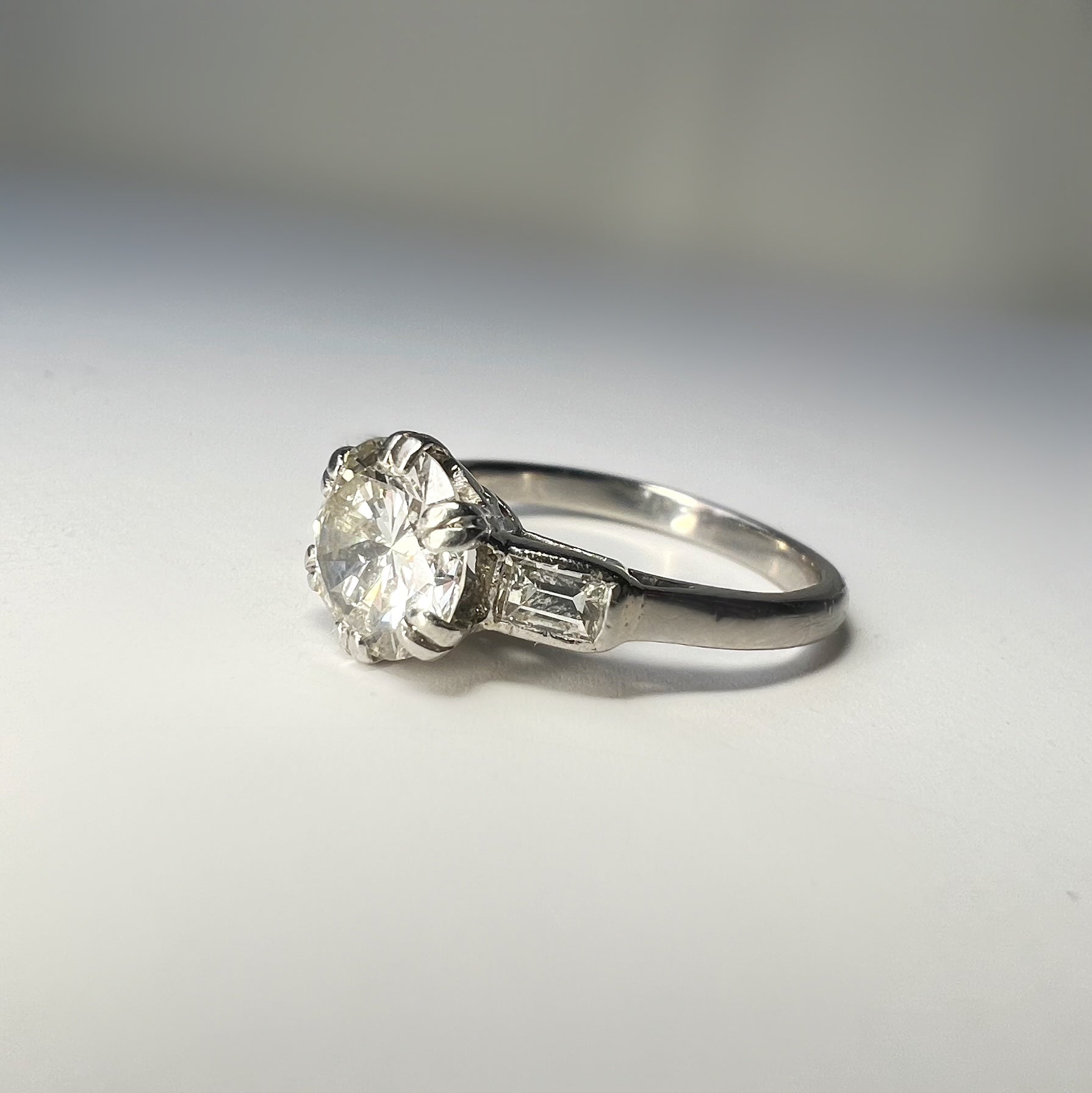 1.70ct Diamond 3 Stone Ring