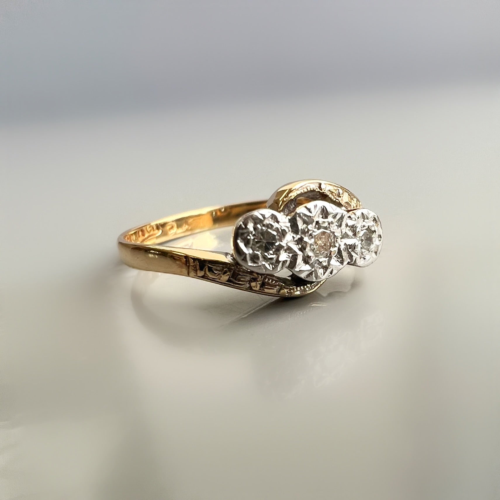Vintage 3 Stone Diamond Ring