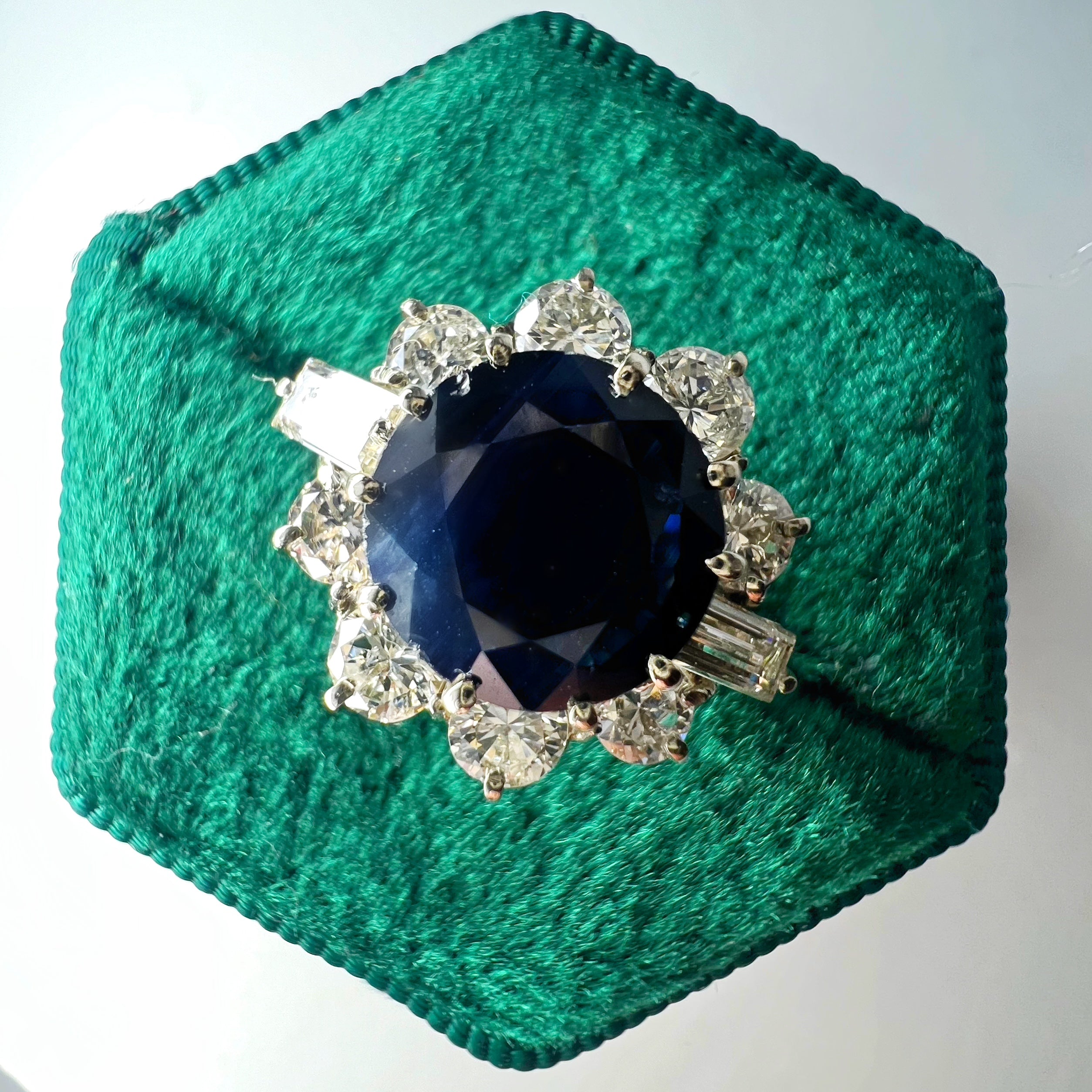 Vintage 2.30ct Sapphire and Diamond Round Cluster