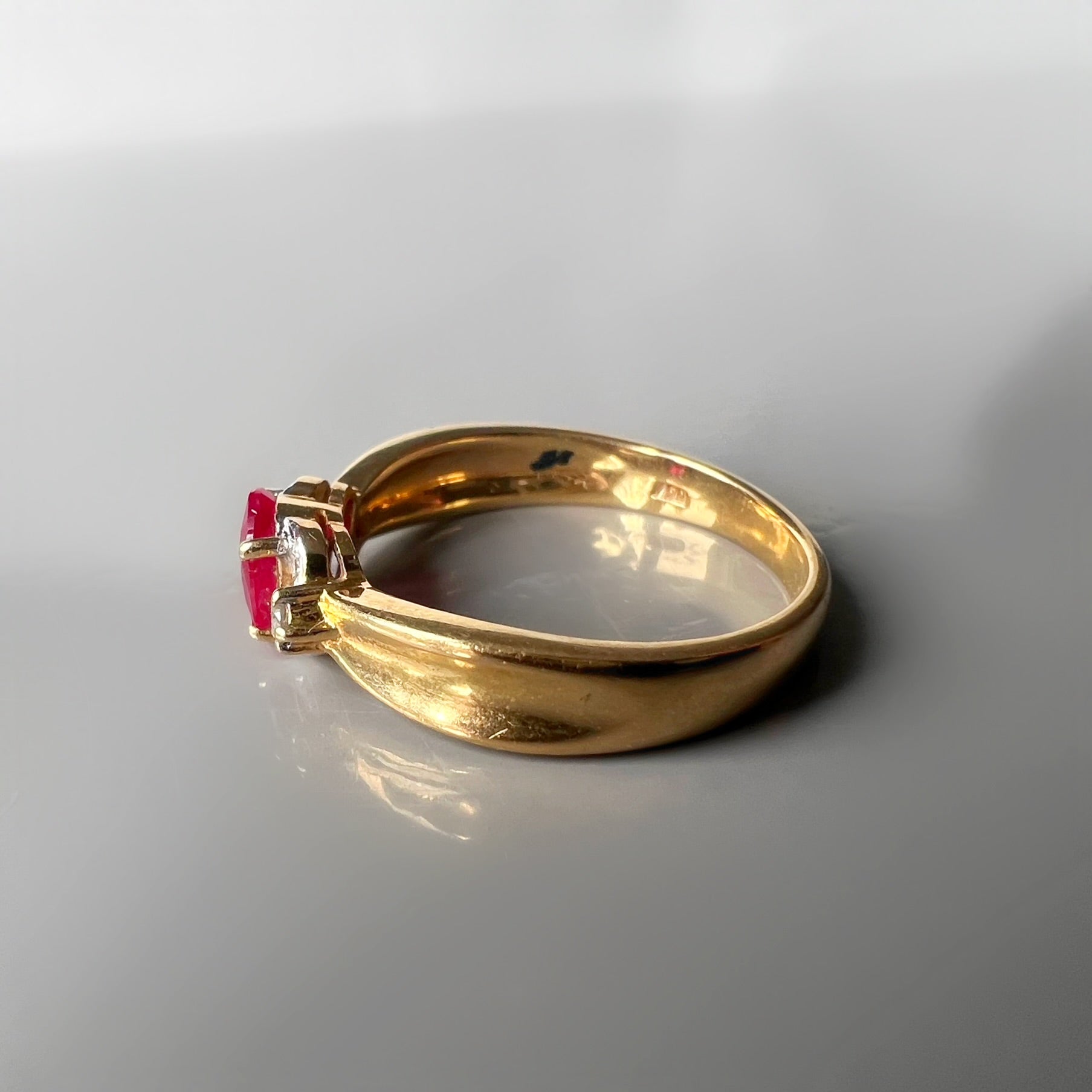 Vintage Ruby and Diamond 18ct Gold Ring