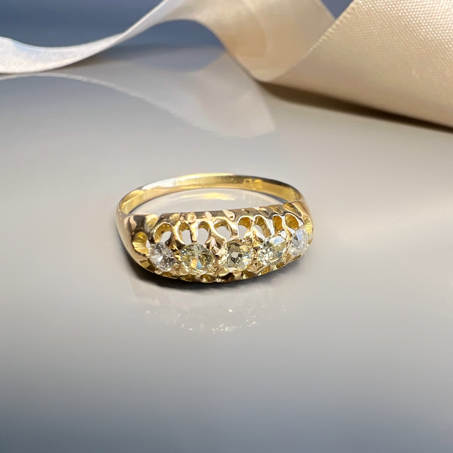 Antique 18ct Gold 0.60ct Old Cut Diamond Ring