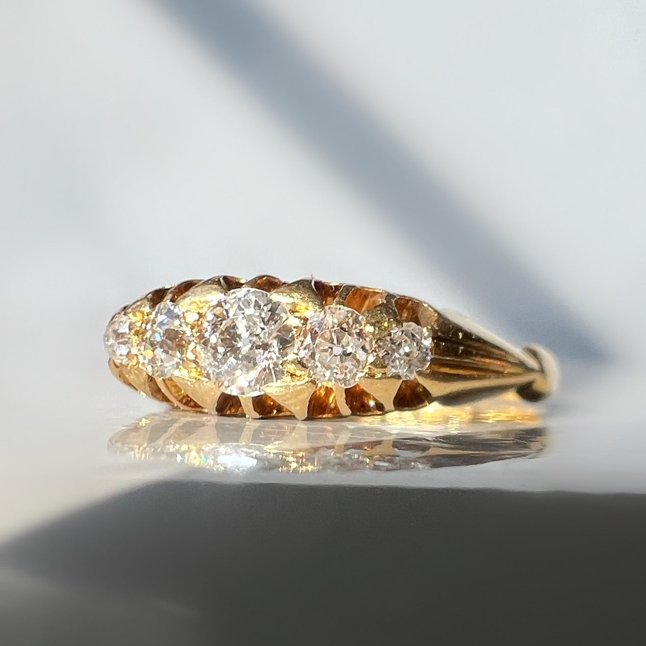 Antique Diamond 18ct Gold Carved 5 Stone Ring