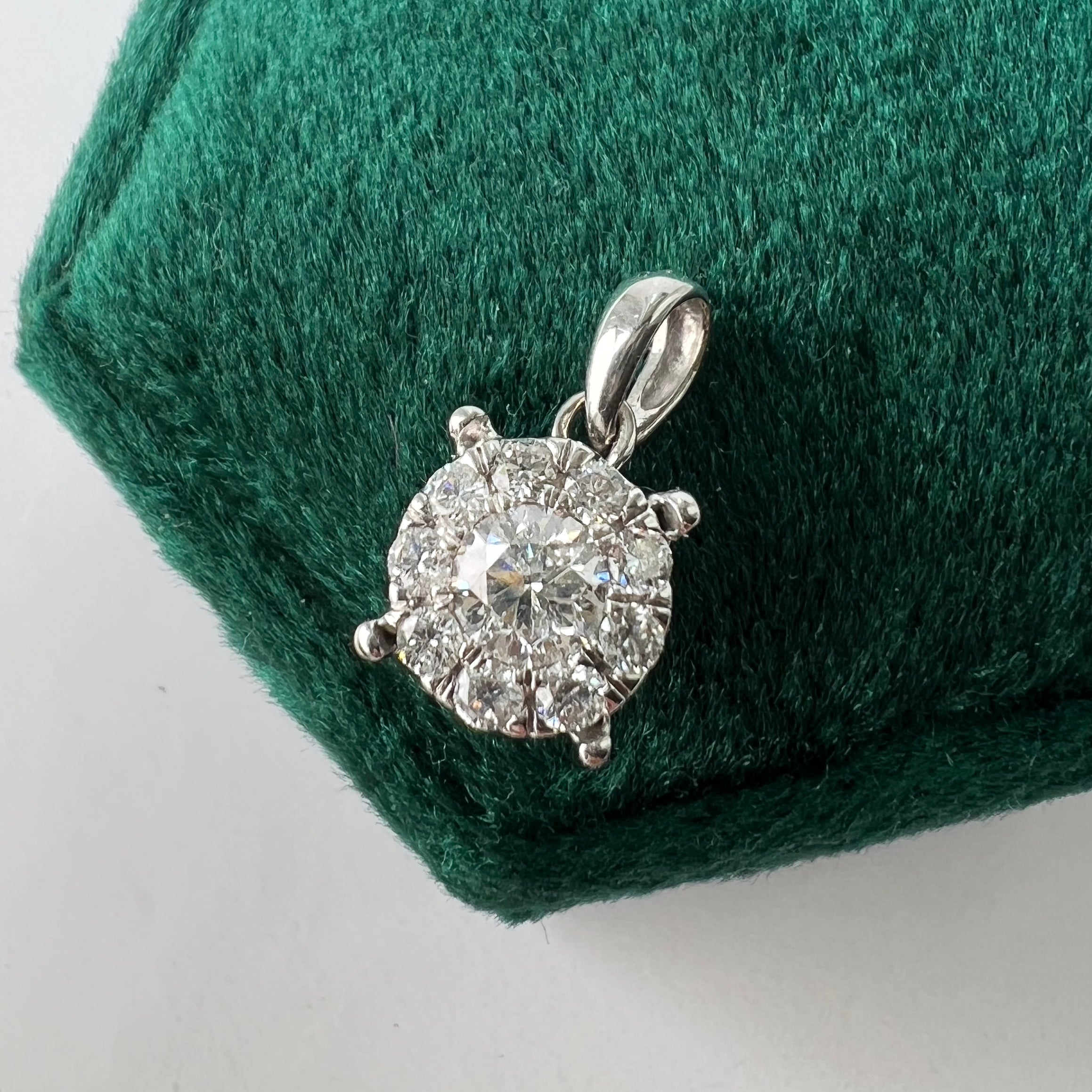0.68ct Diamond Cluster Pendant