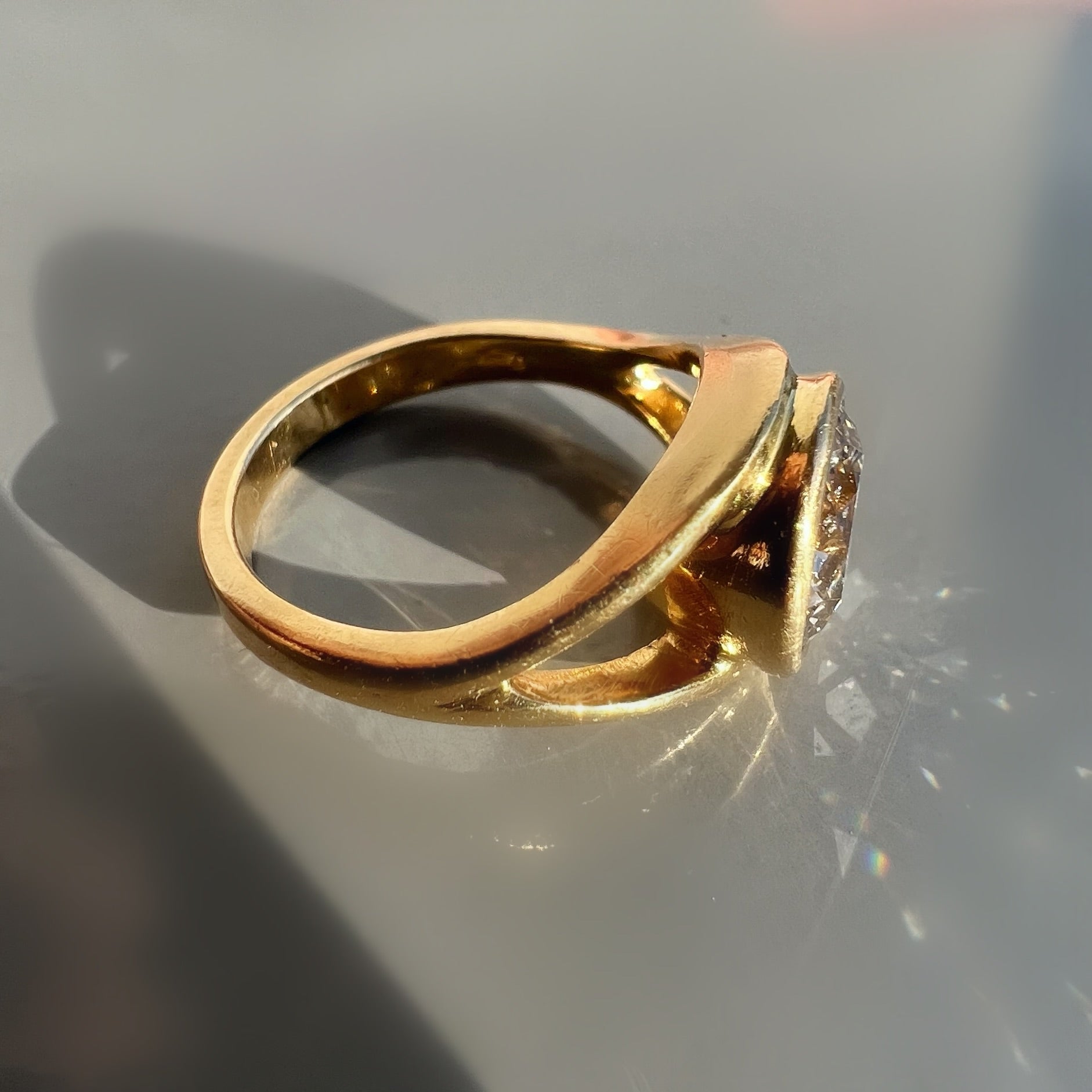 Vintage 2.52ct Bezel Set 18ct Gold Ring