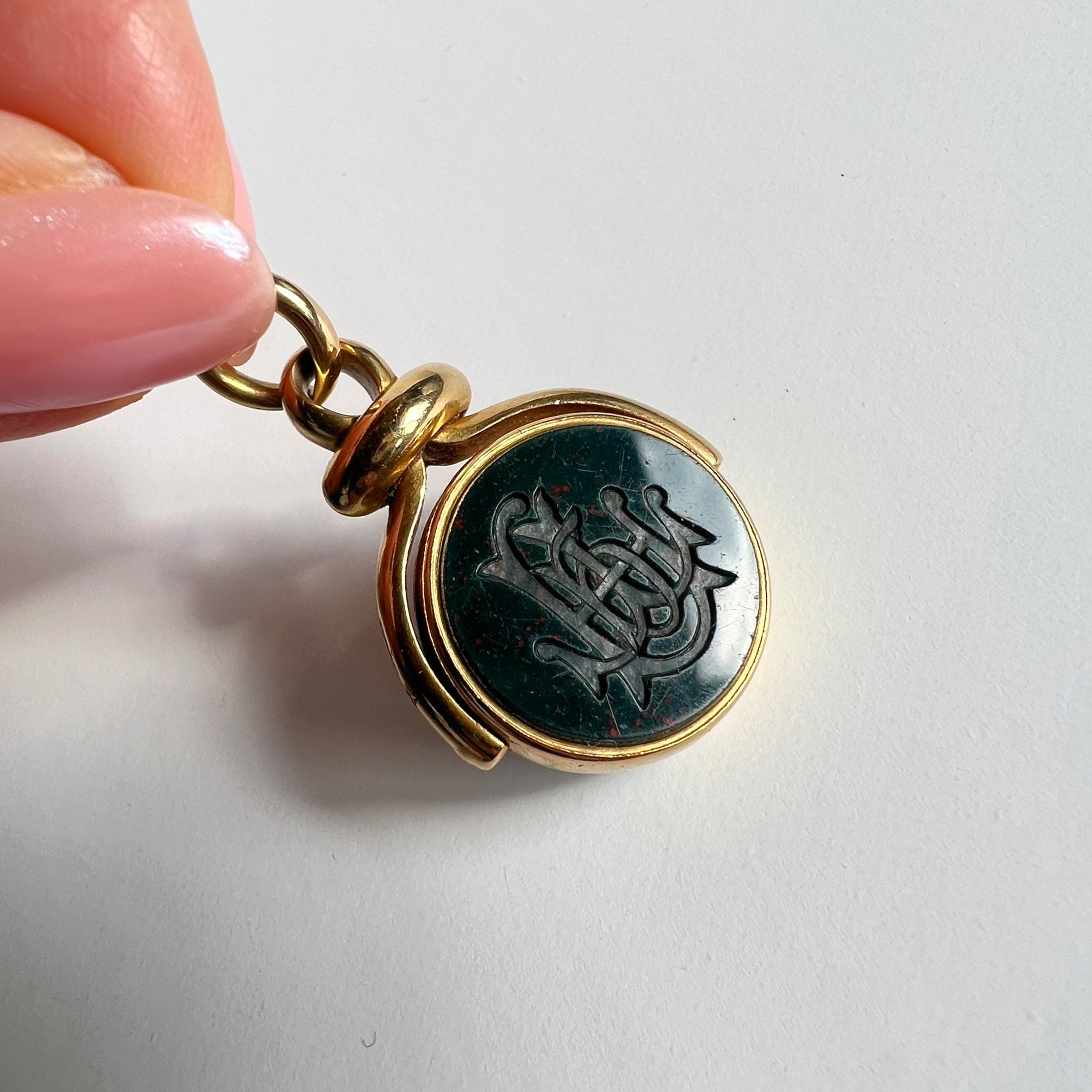 Victorian 18ct Yellow Gold Bloodstone Swivel Fob