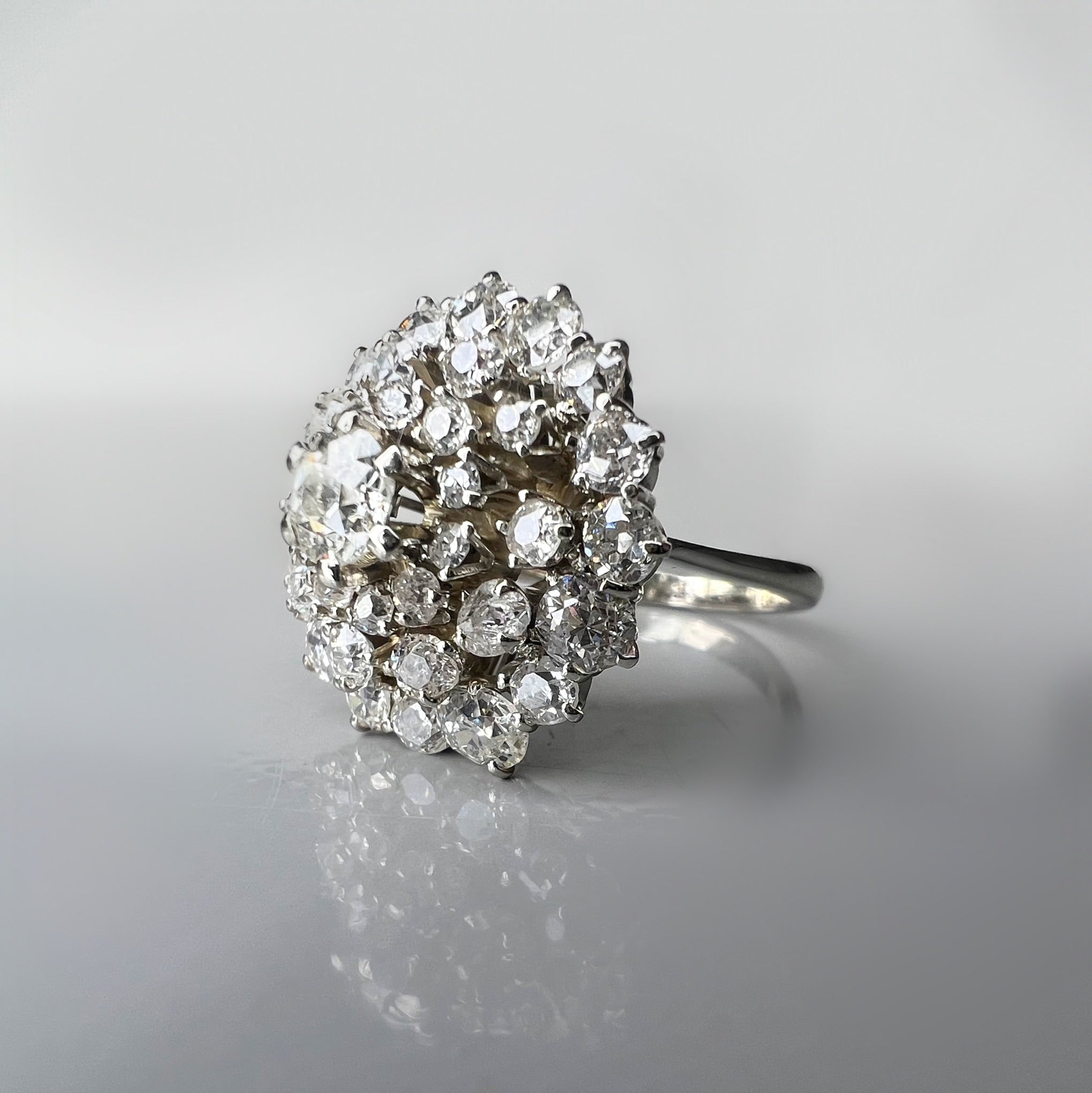Vintage 2.50ct Diamond Explosion Ring