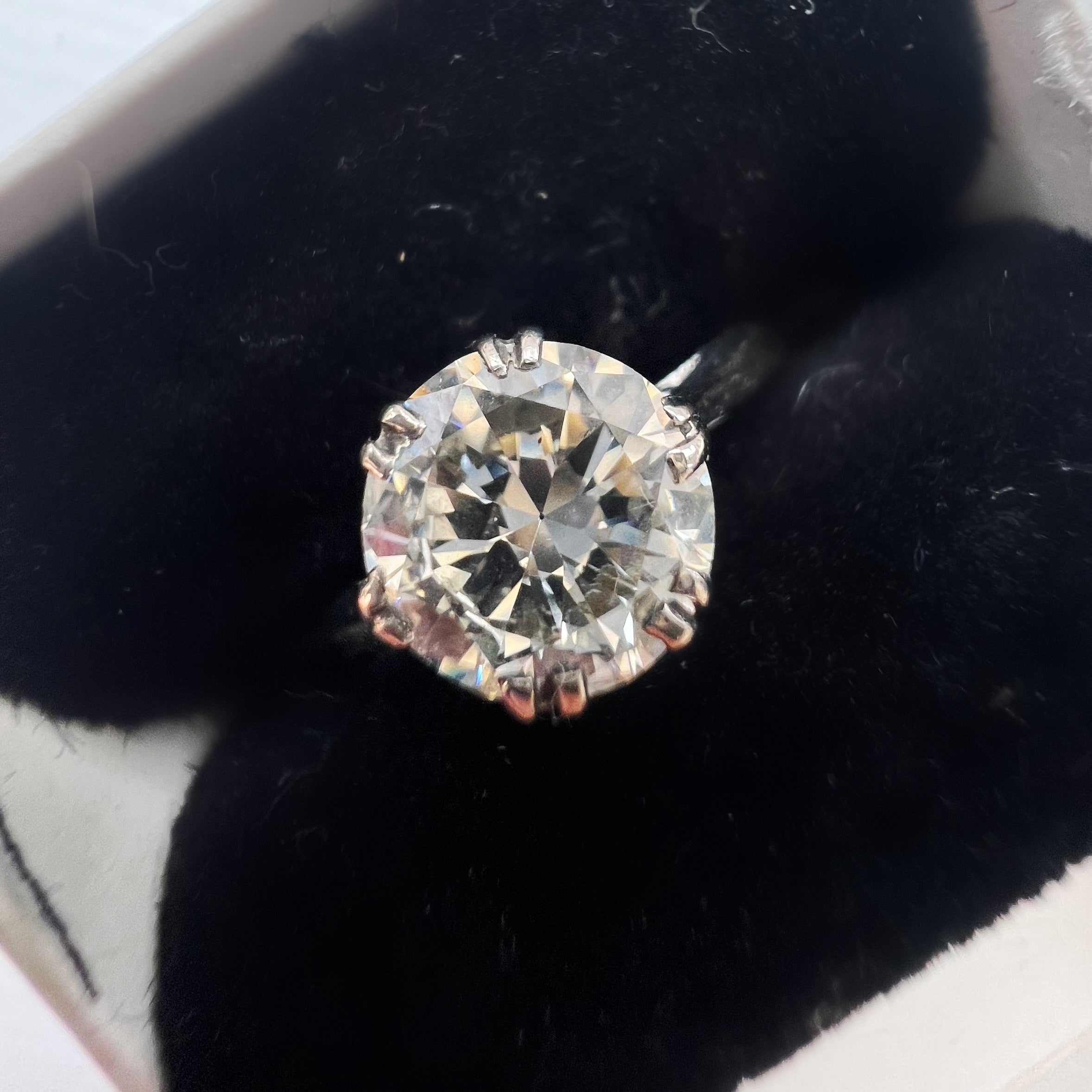 Vintage 1.40ct Diamond and Platinum Solitaire Ring