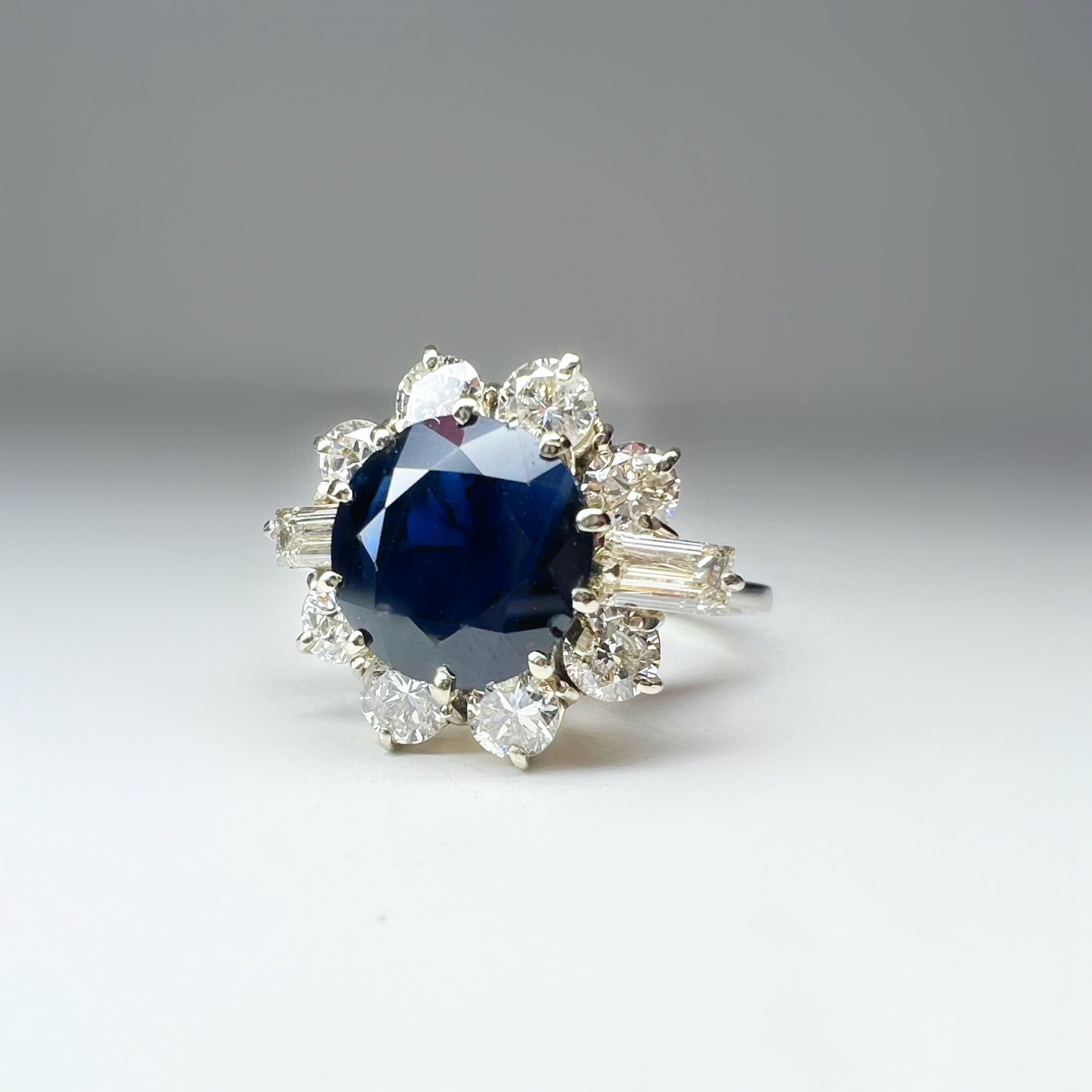 Vintage 2.30ct Sapphire and Diamond Round Cluster