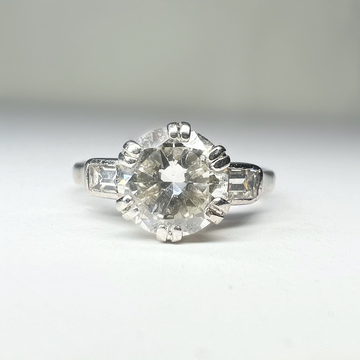 1.70ct Diamond 3 Stone Ring