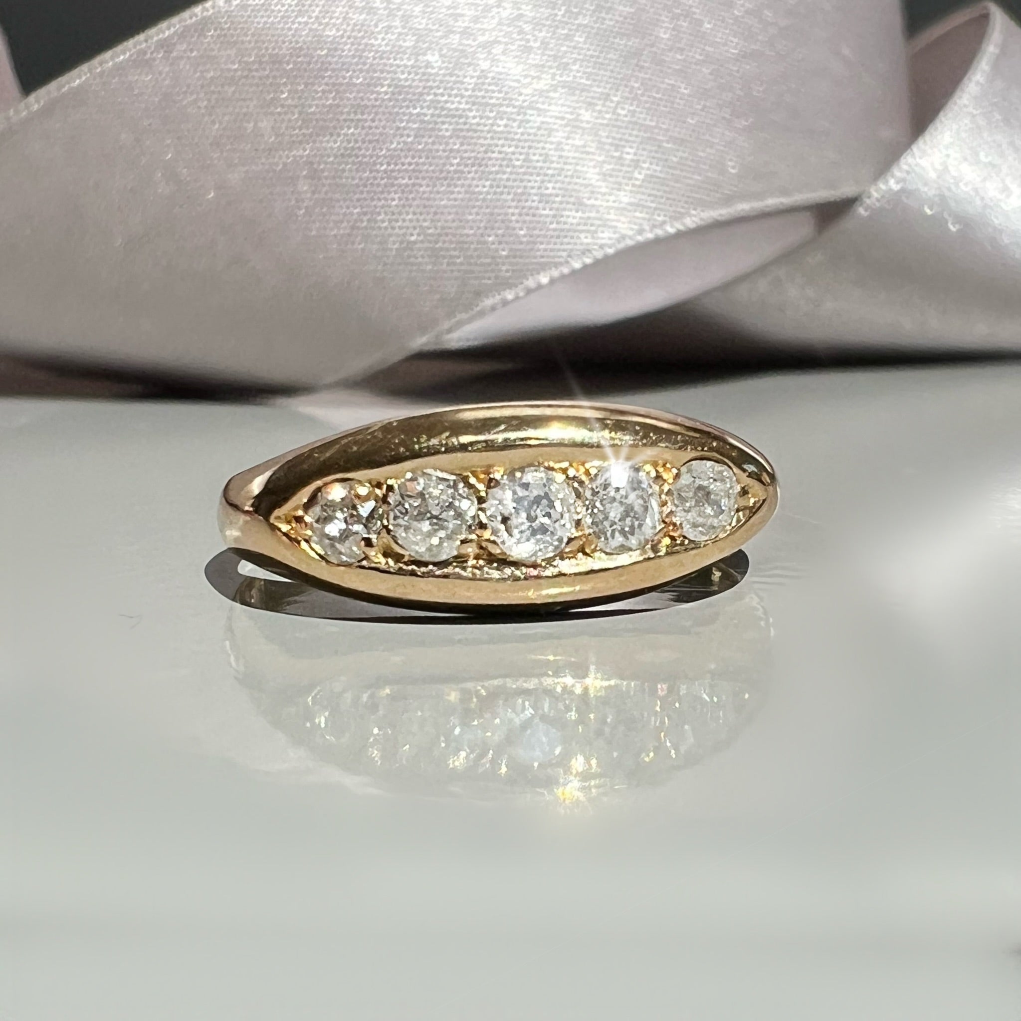 Antique 0.35ct Diamond and 18ct Gold Boat Ring