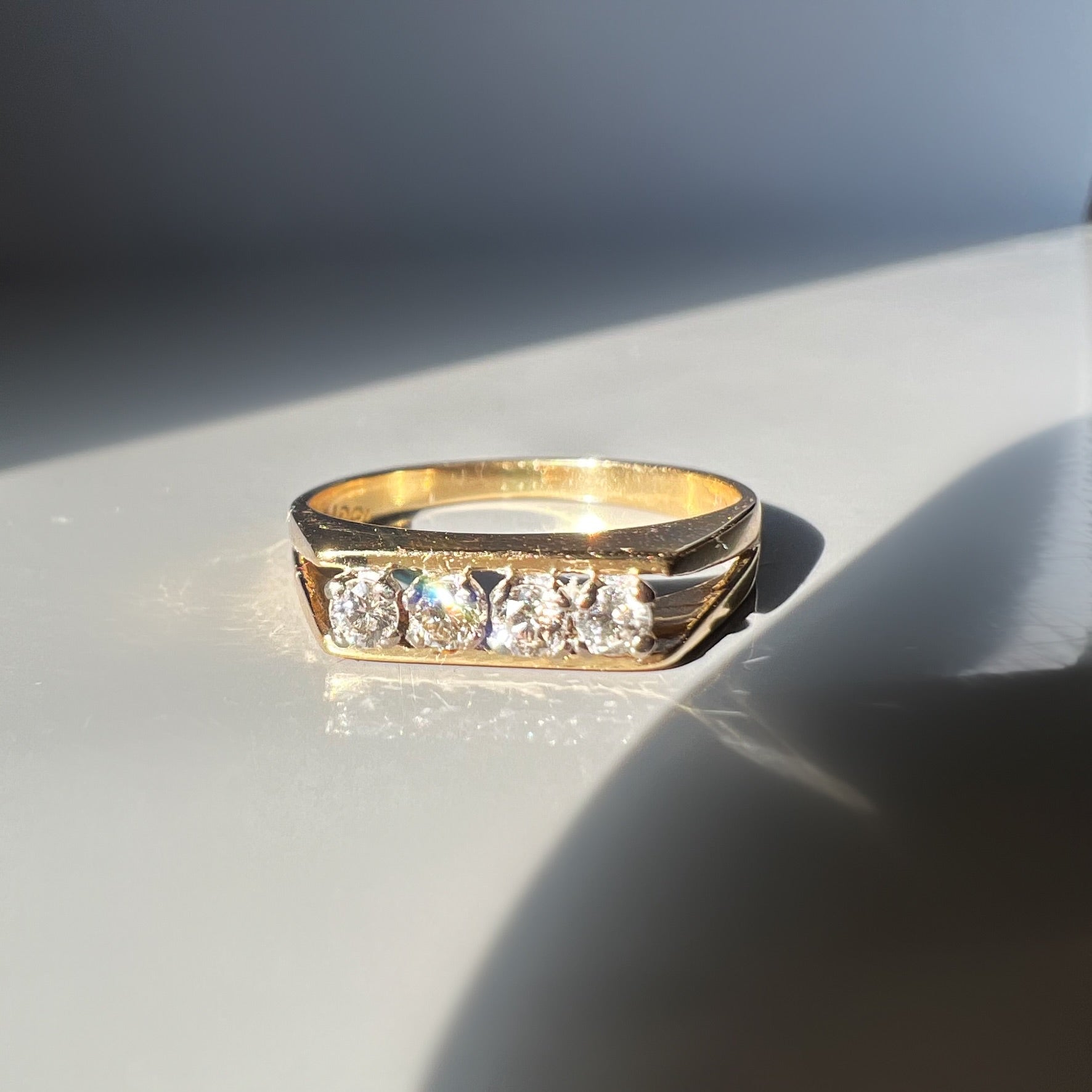 Angular vintage diamond ring