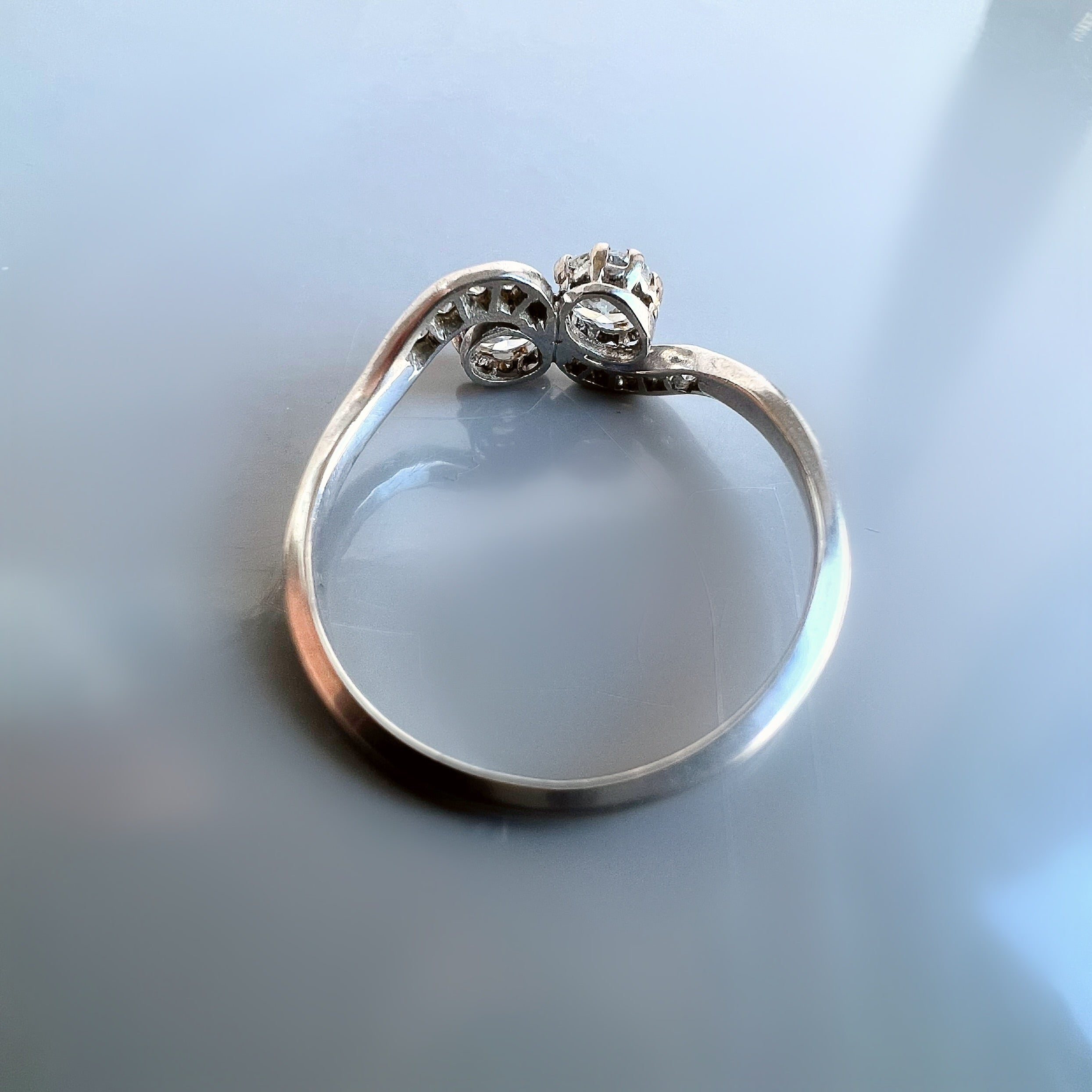 Antique Diamond 0.80ct Toi & Moi Platinum Ring