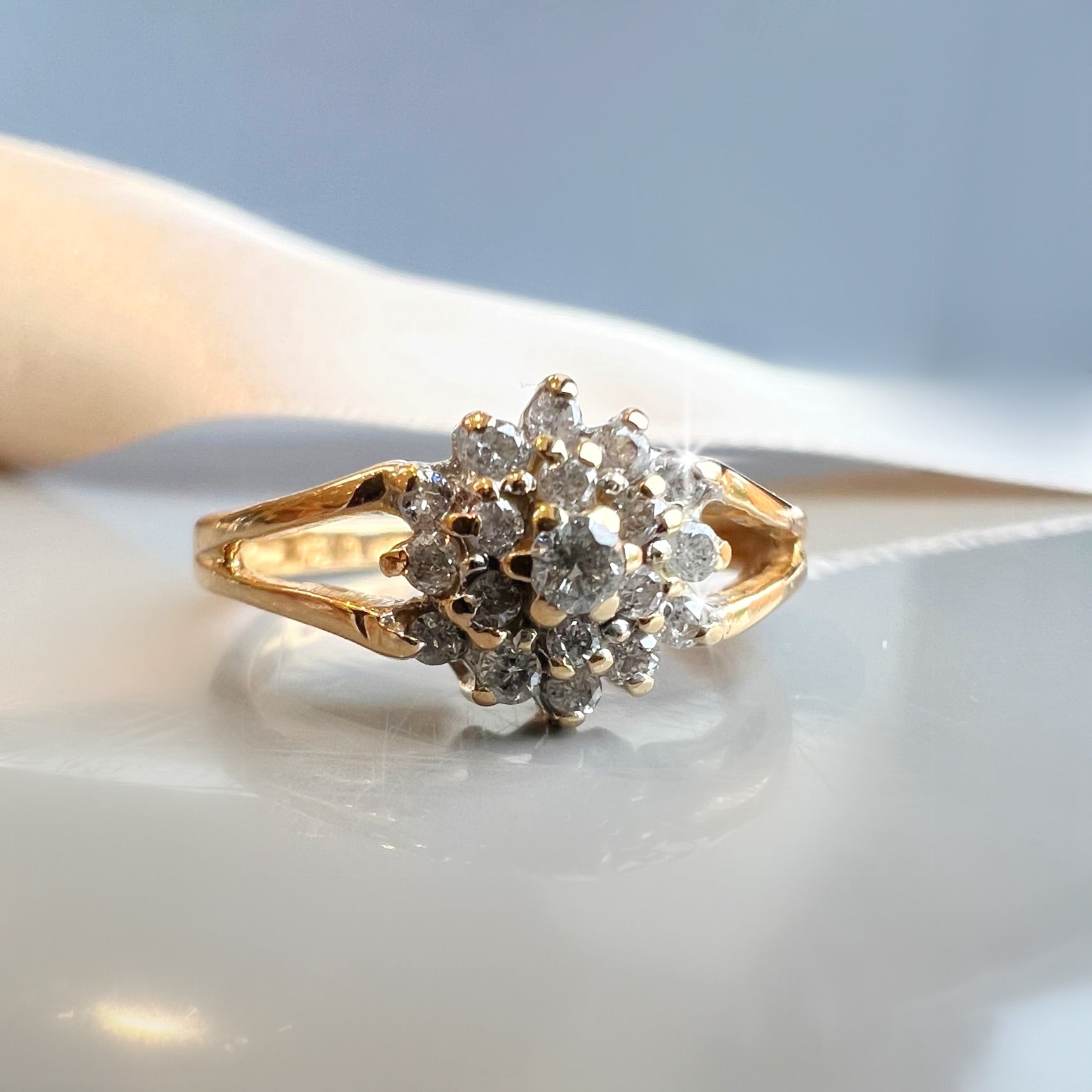 Vintage 0.25ct 18ct Gold Cluster Ring