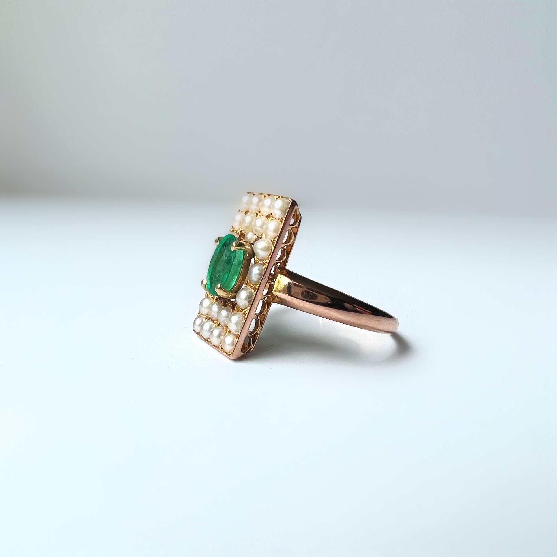 Antique Emerald and Pearl Rectangular Ring