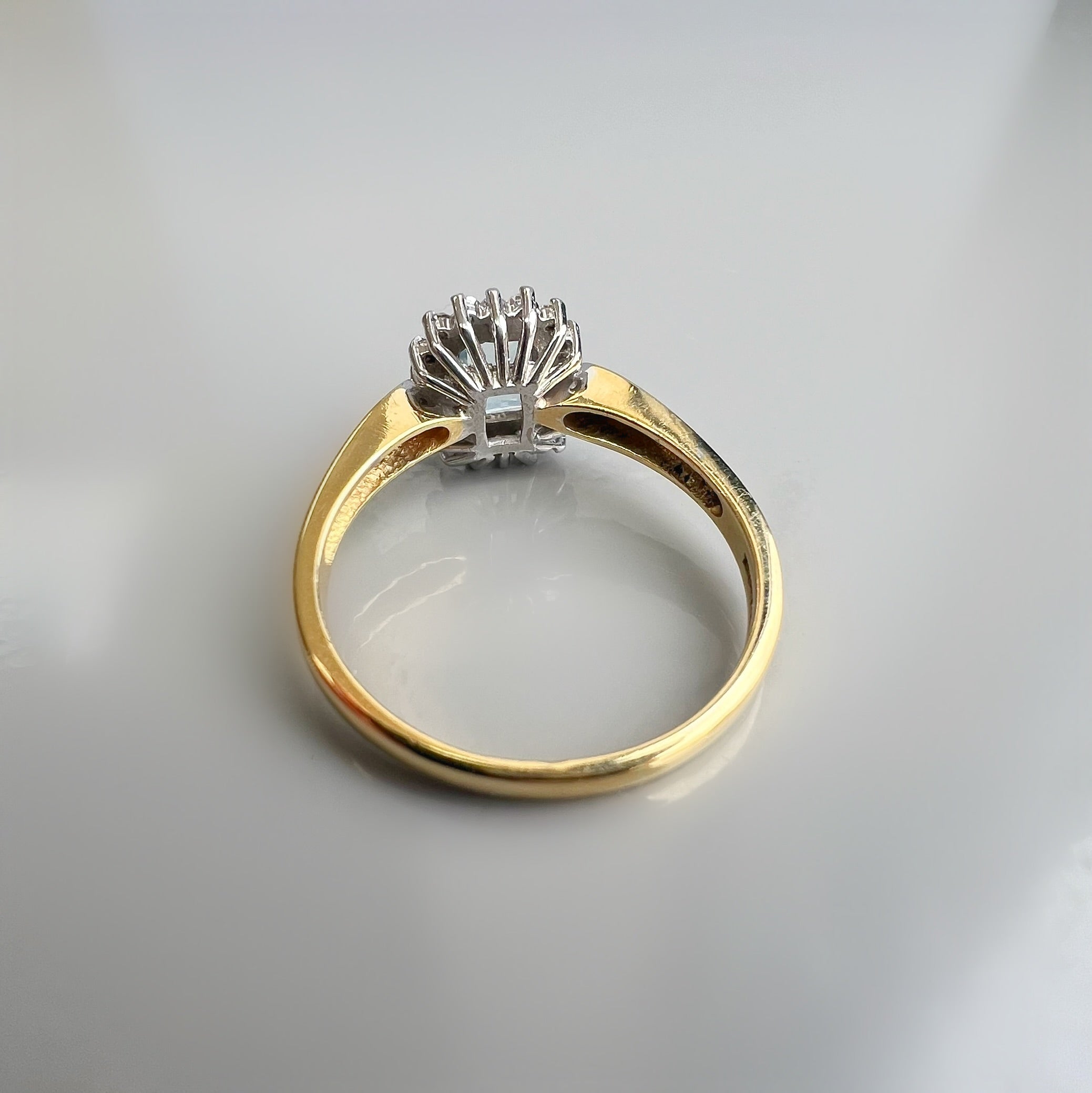 Vintage 1.00ct Aquamarine and Diamond Rectangular Ring