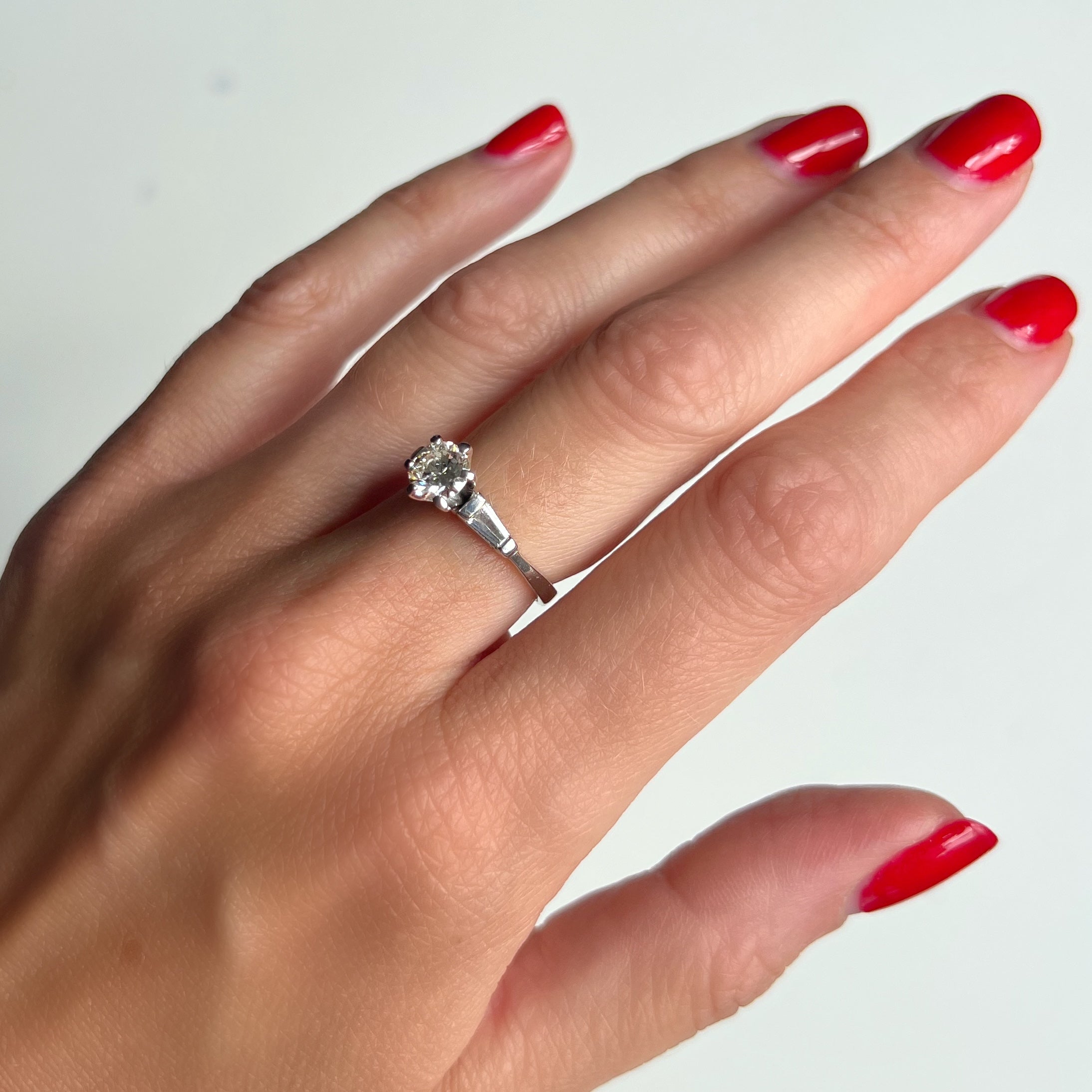1.00ct Diamond Platinum Solitaire Ring