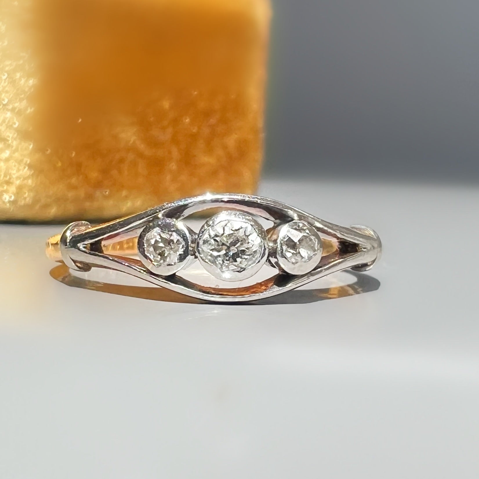 Vintage 3 Stone Diamond Ellipse Ring