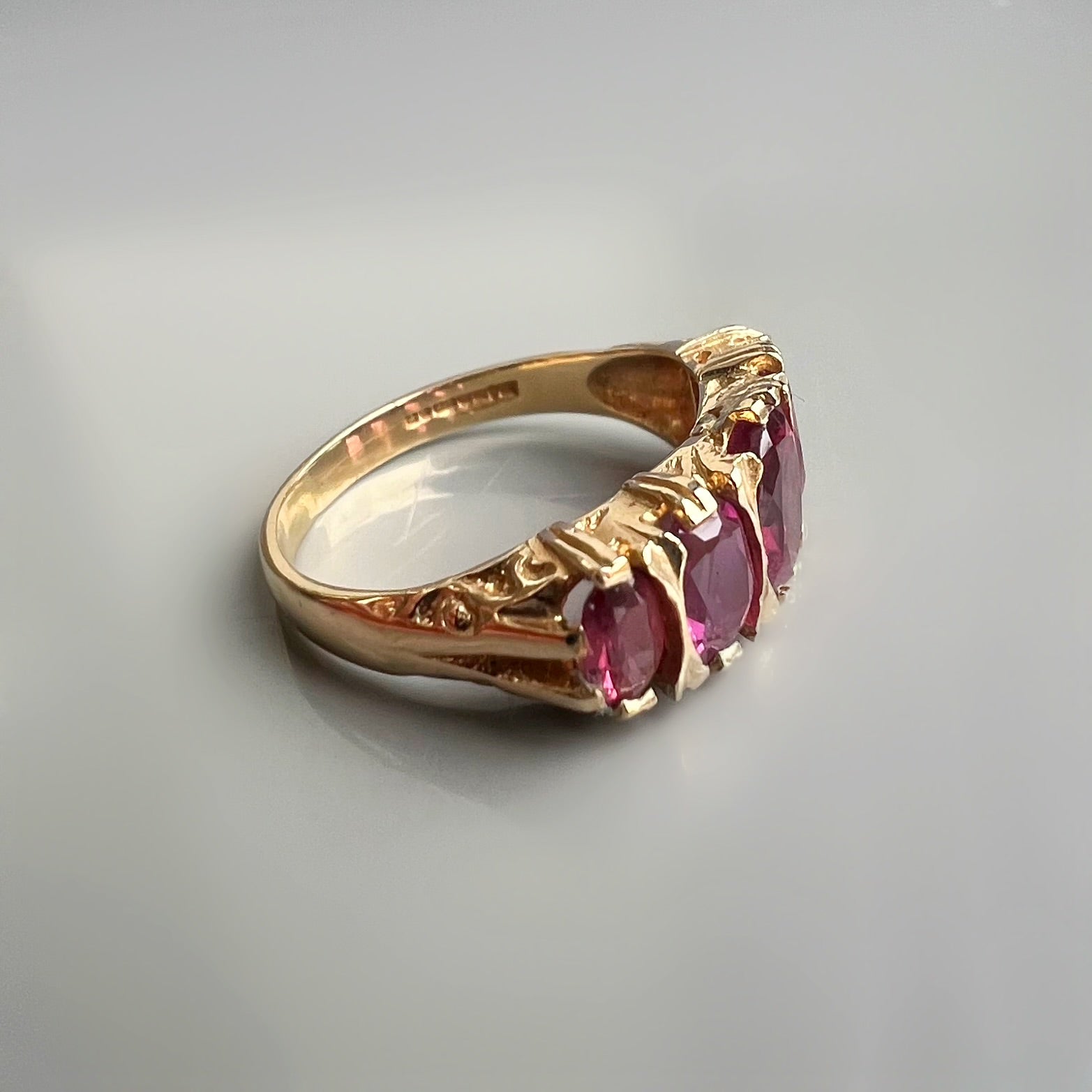 Vintage 5 Stone Garnet Ring