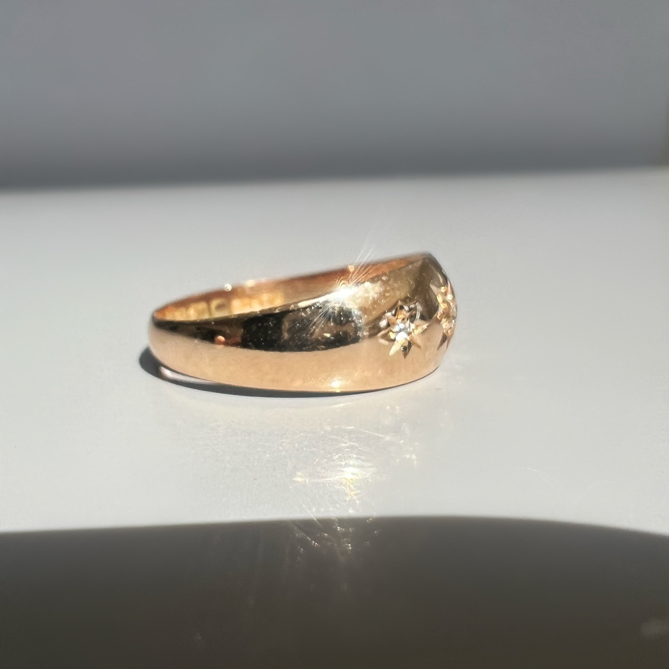 Antique Victorian 18ct Gold Star Set Diamond Gypsy Ring