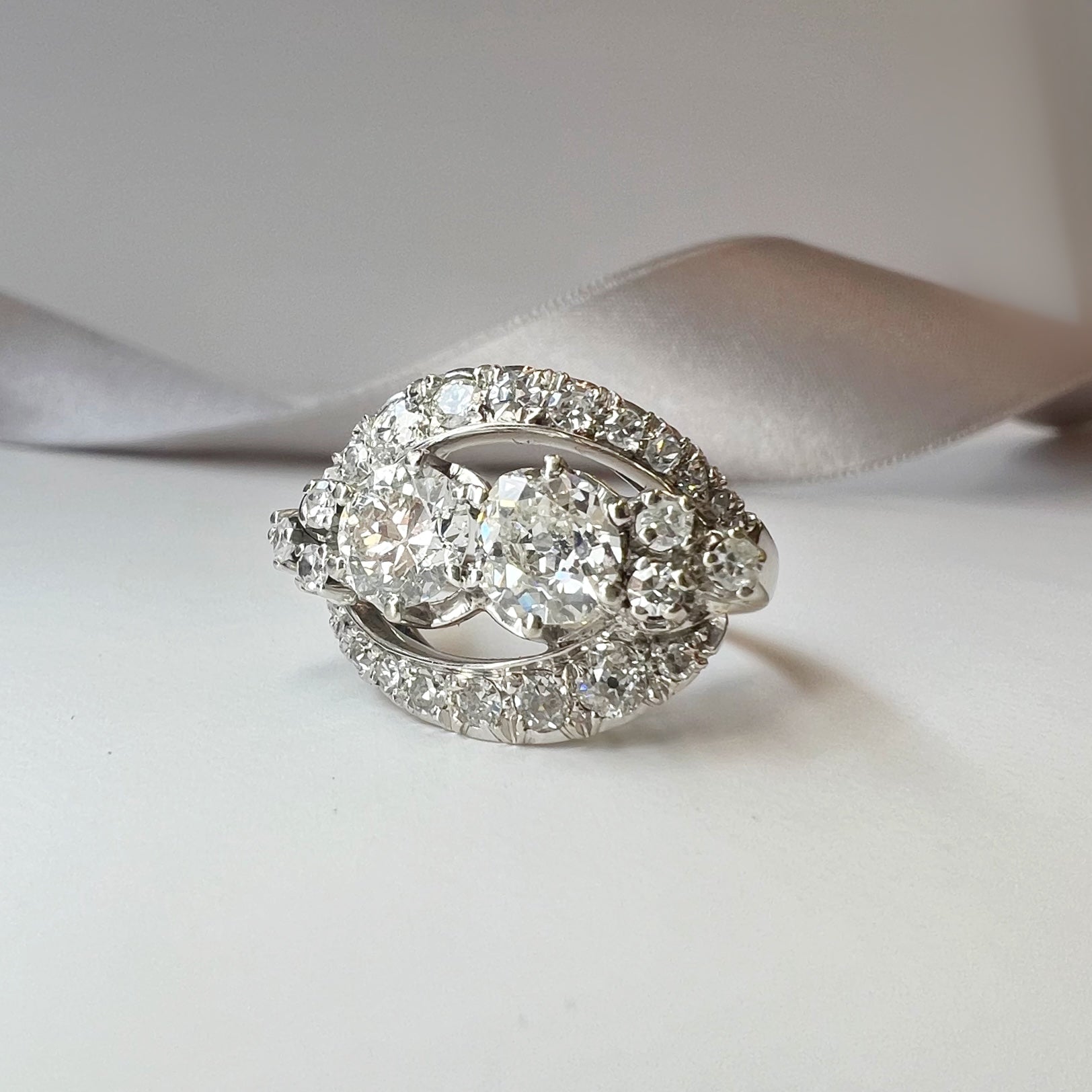 Vintage 2.25ct Diamond Toi & Moi Ring