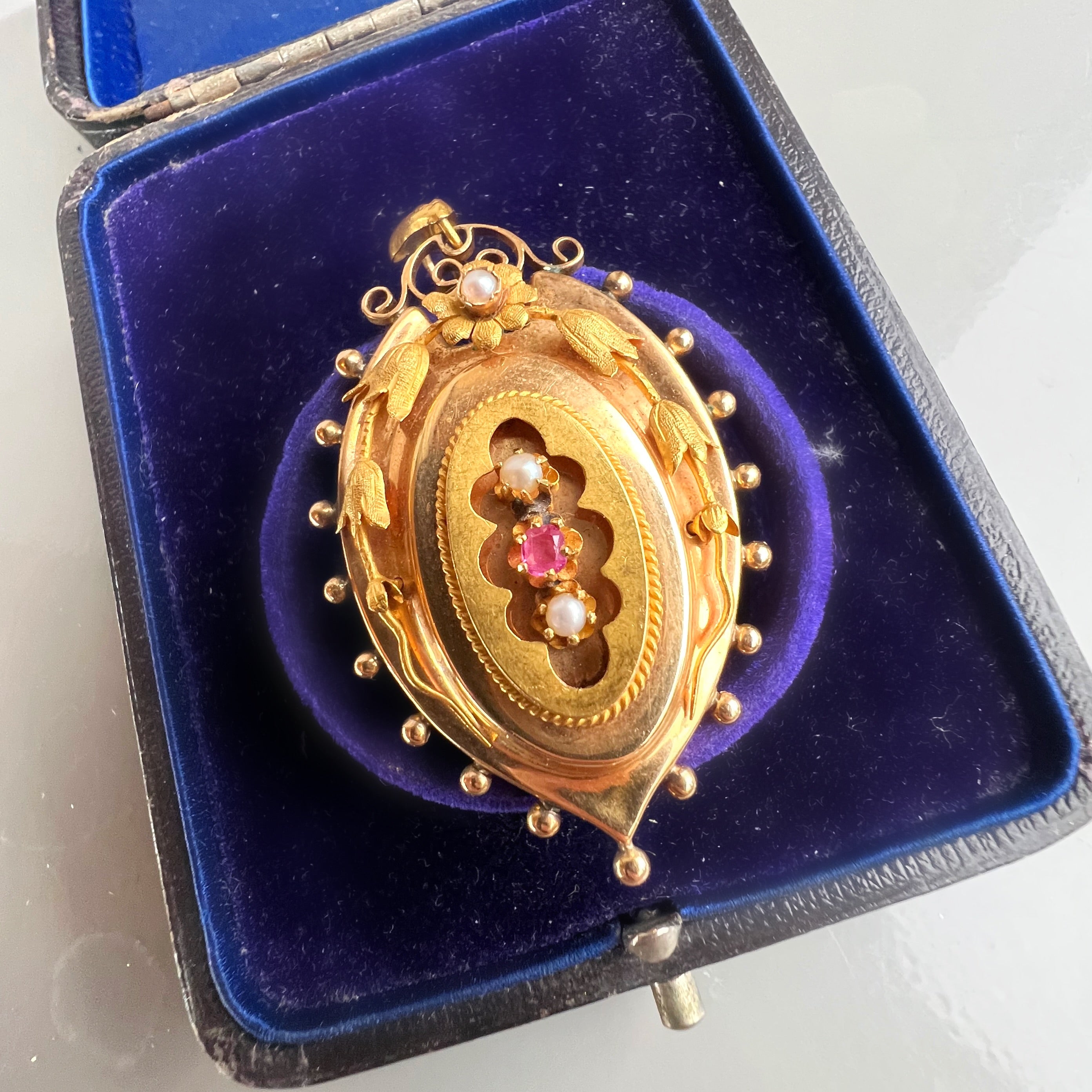 Antique Gold Locket with Ruby and Pearl Details