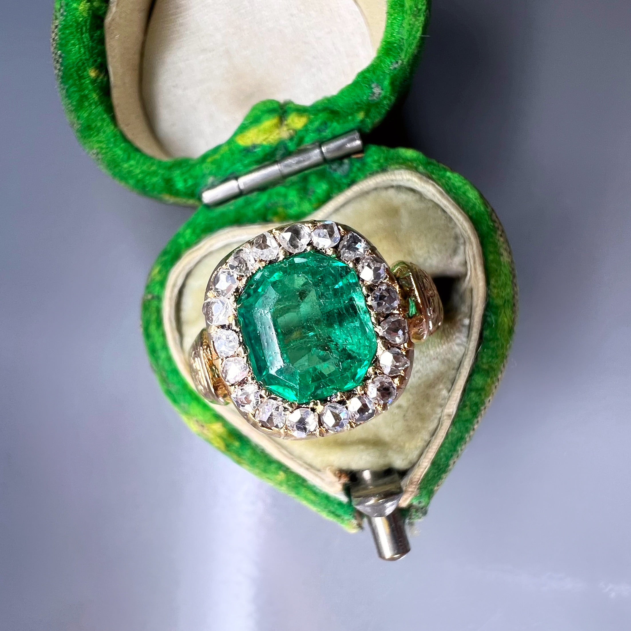 Antique Victorian Emerald and Diamond Ring