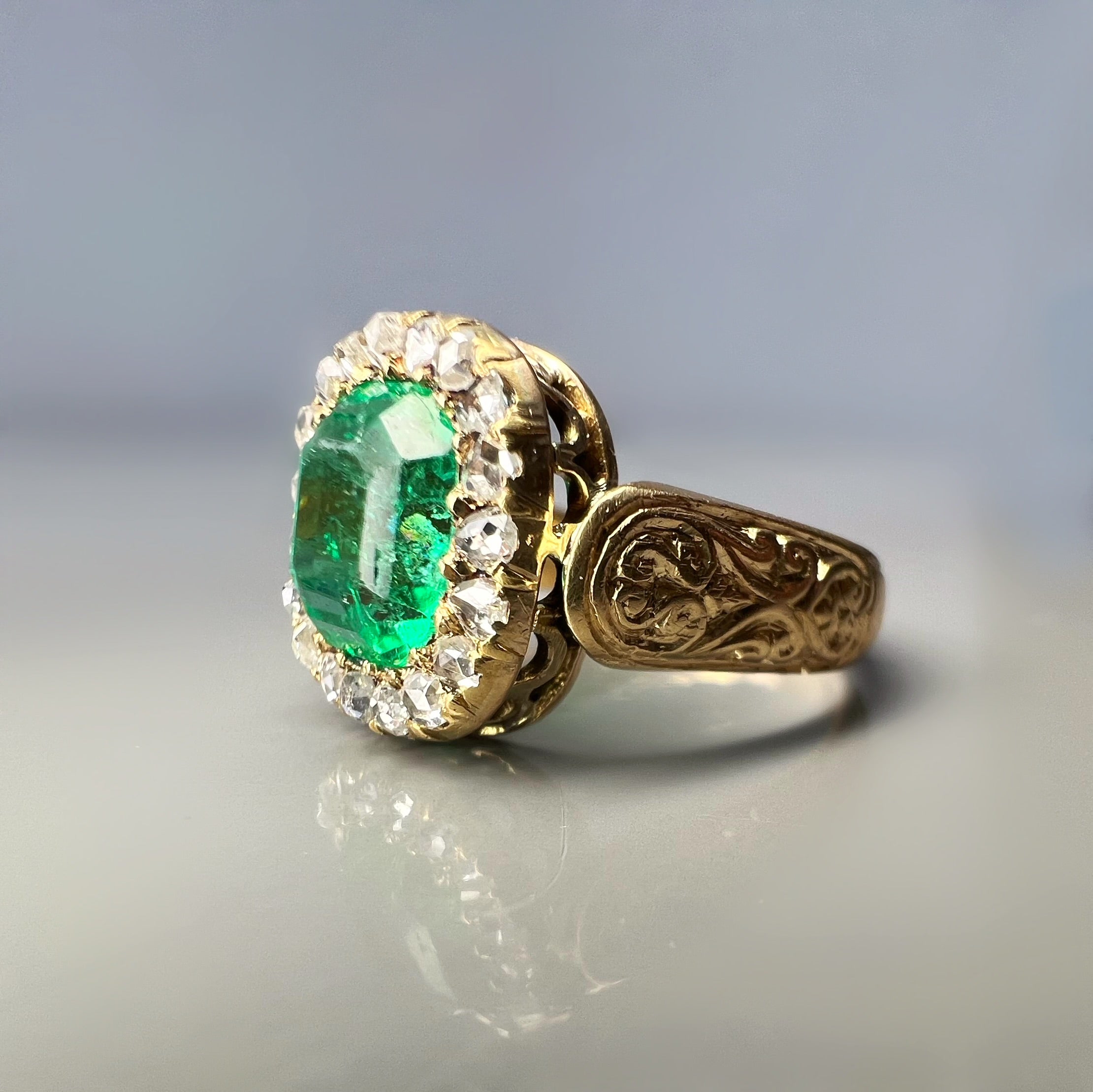 Antique Victorian Emerald and Diamond Ring