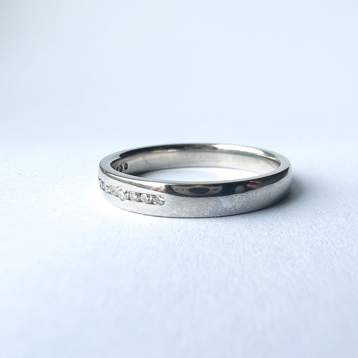 0.11ct Diamond Platinum Wedding Band