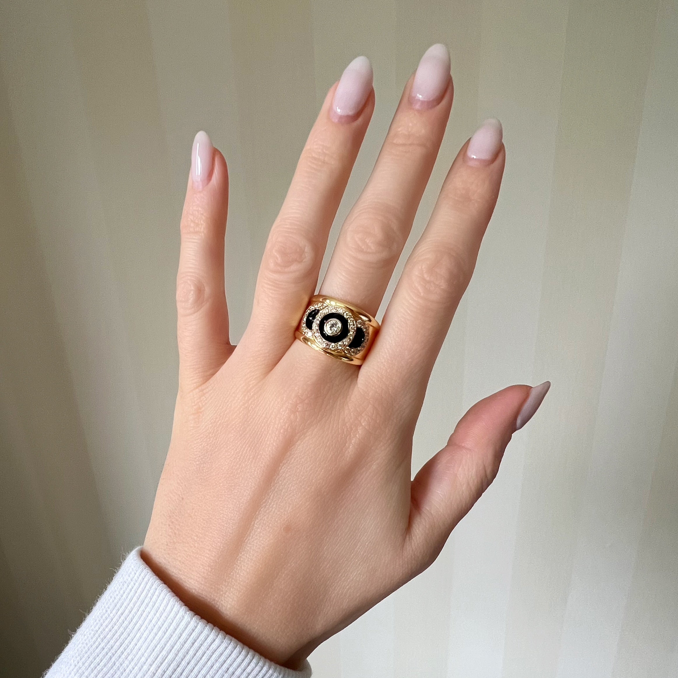 Retro Italian 18ct Gold Enamel and Diamond Ring
