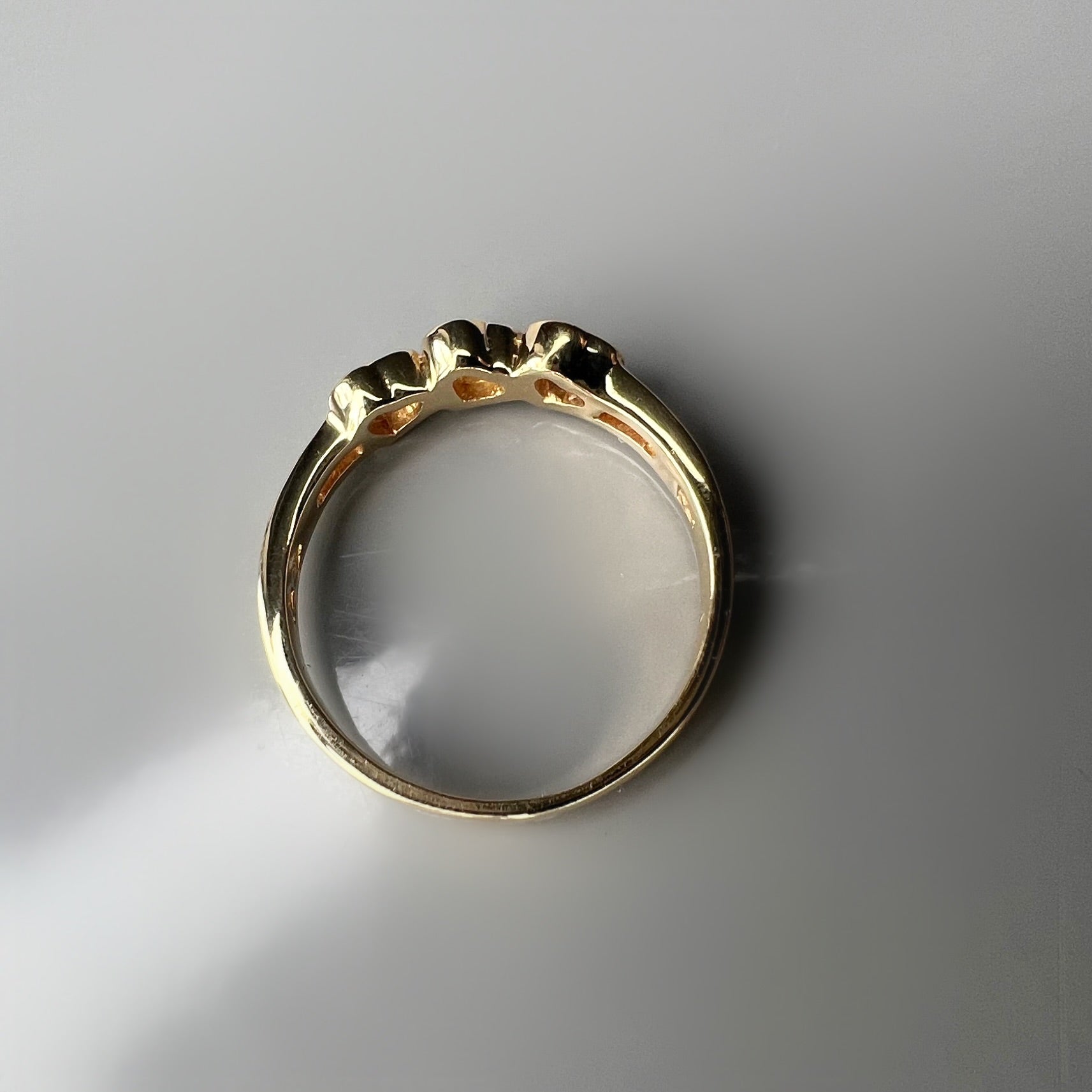 18ct Gold Love Hearts Ring