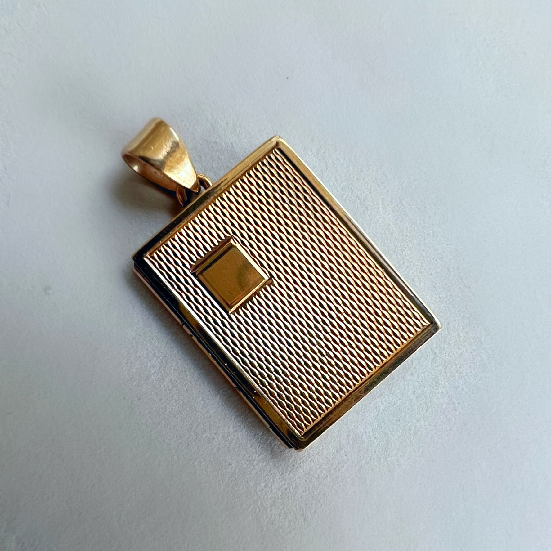 Vintage 9ct Gold Rectangular 'Book' Locket