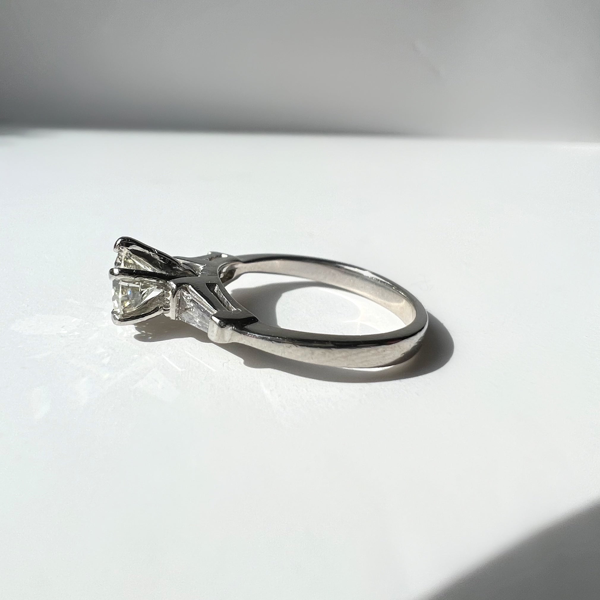 1.00ct Diamond Platinum Solitaire Ring