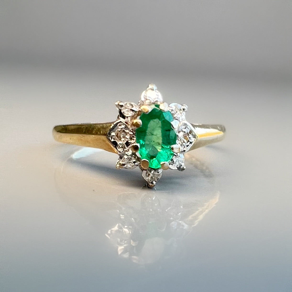 Vintage Dainty Emerald and Diamond Cluster Ring