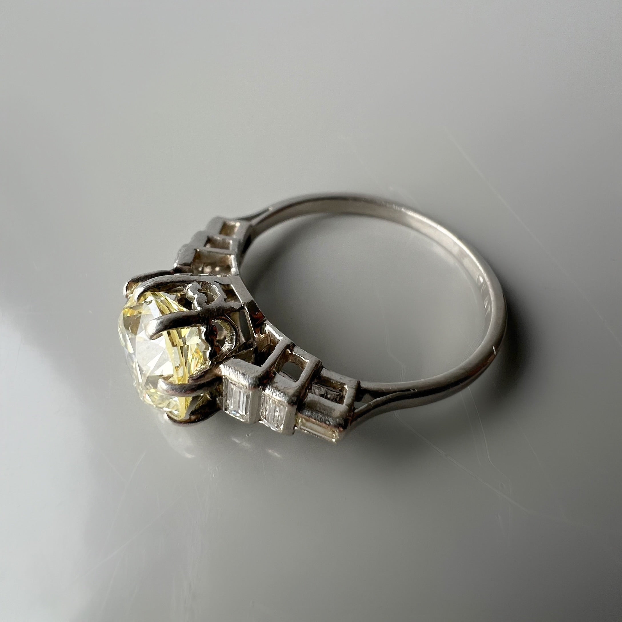 Vintage 2.40ct Diamond Ring with 0.40ct Baguette Shoulders