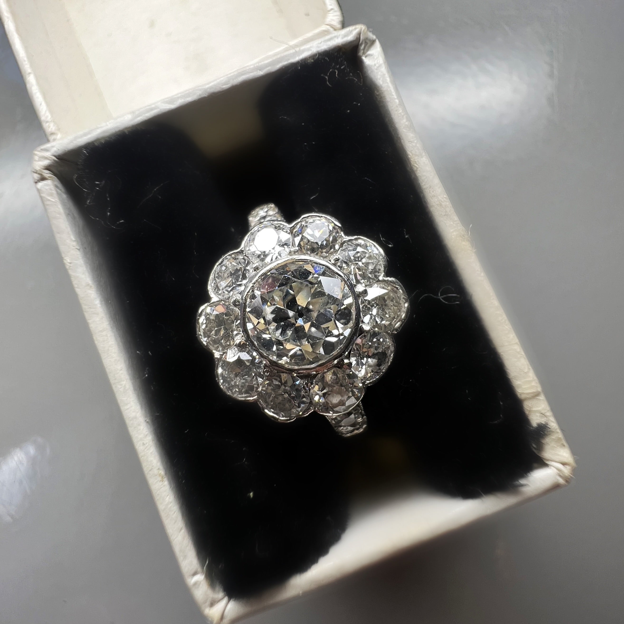 Antique Diamond Daisy Cluster Ring