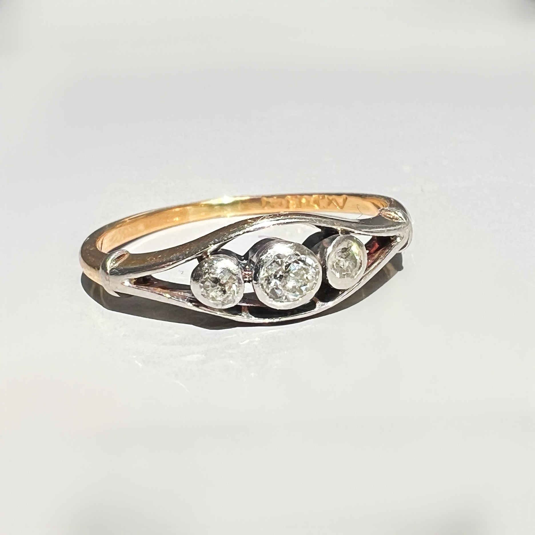 Vintage 3 Stone Diamond Ellipse Ring