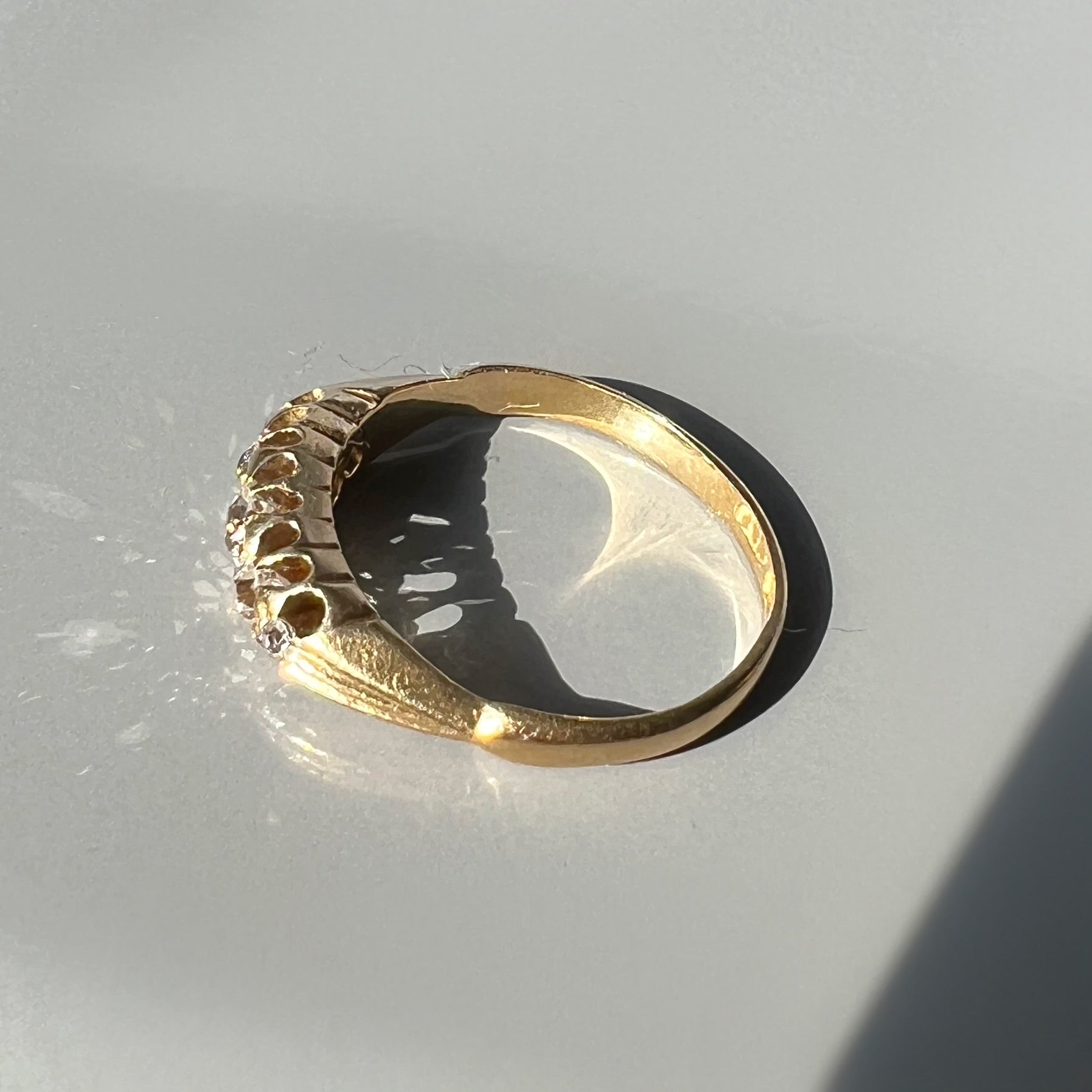 Antique Diamond 18ct Gold Carved 5 Stone Ring