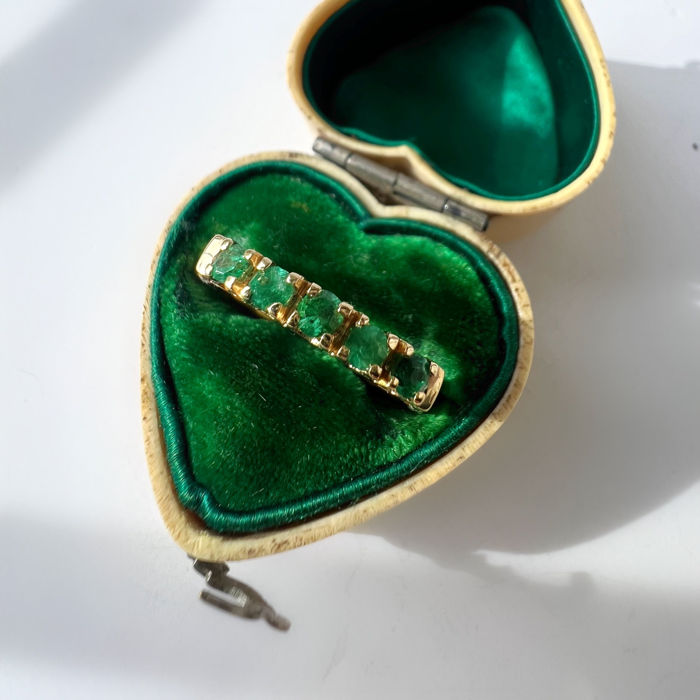 Vintage 5 Stone Emerald Line Ring