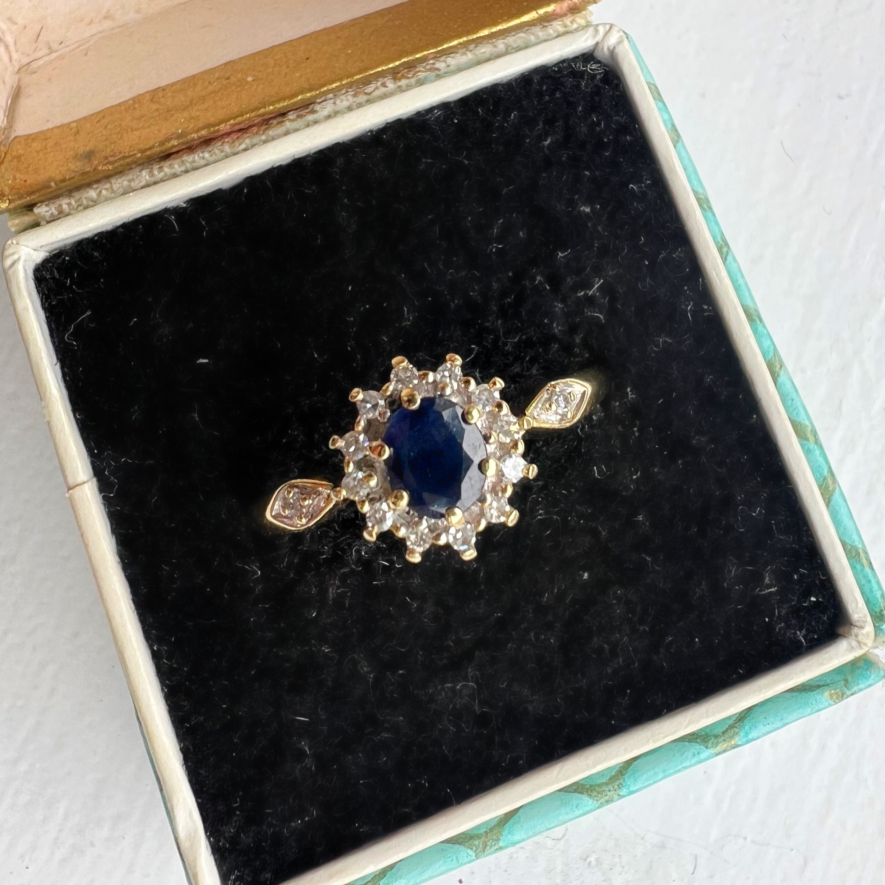 Vintage Sapphire and Diamond Cluster Ring