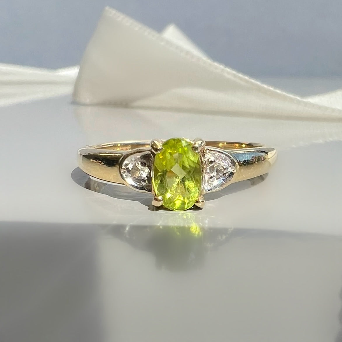 Peridot and Diamond Ring, 9ct Gold